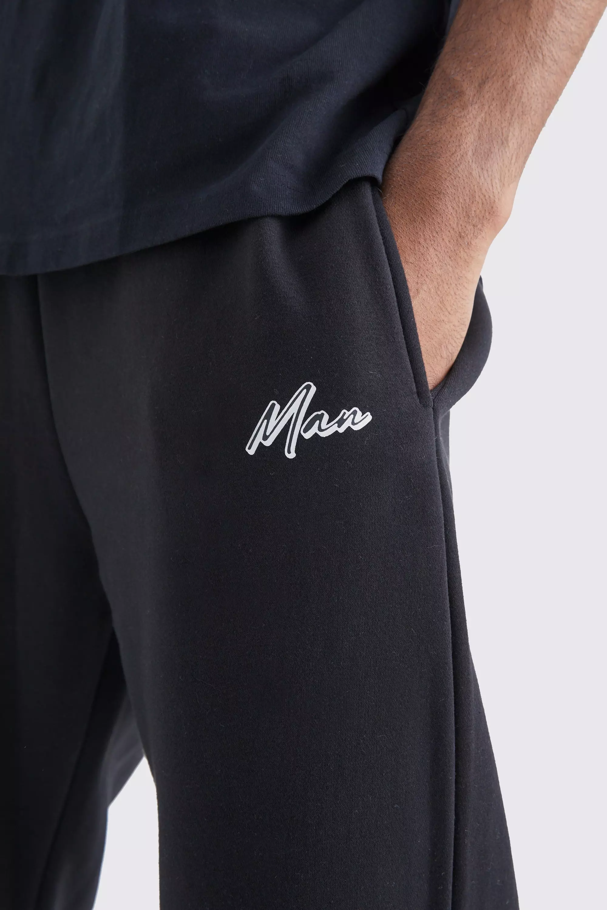 Tall Core Fit Man Signature Branded Jogger boohooMAN IE