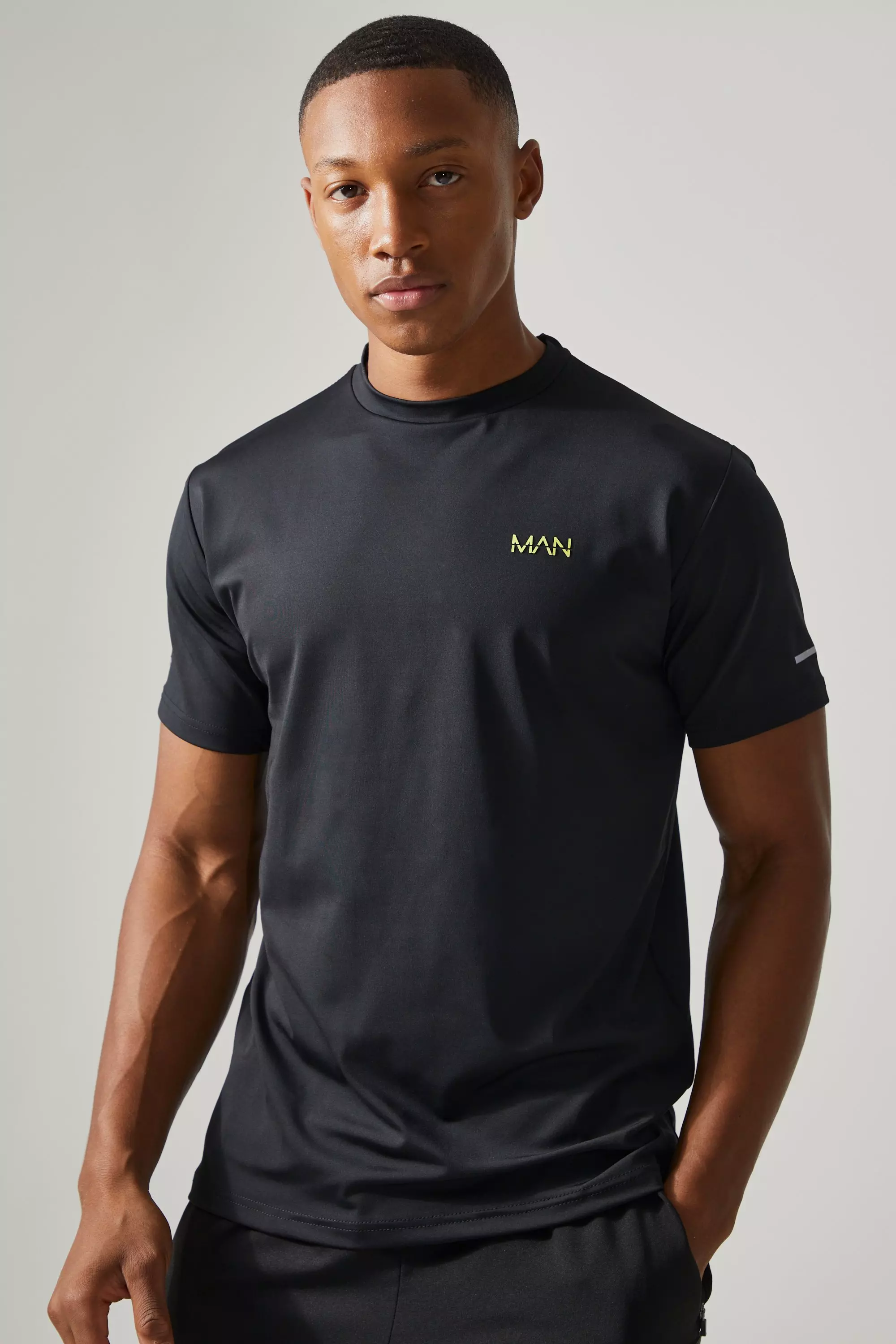 Men's Logo T Shirts | boohooMAN USA