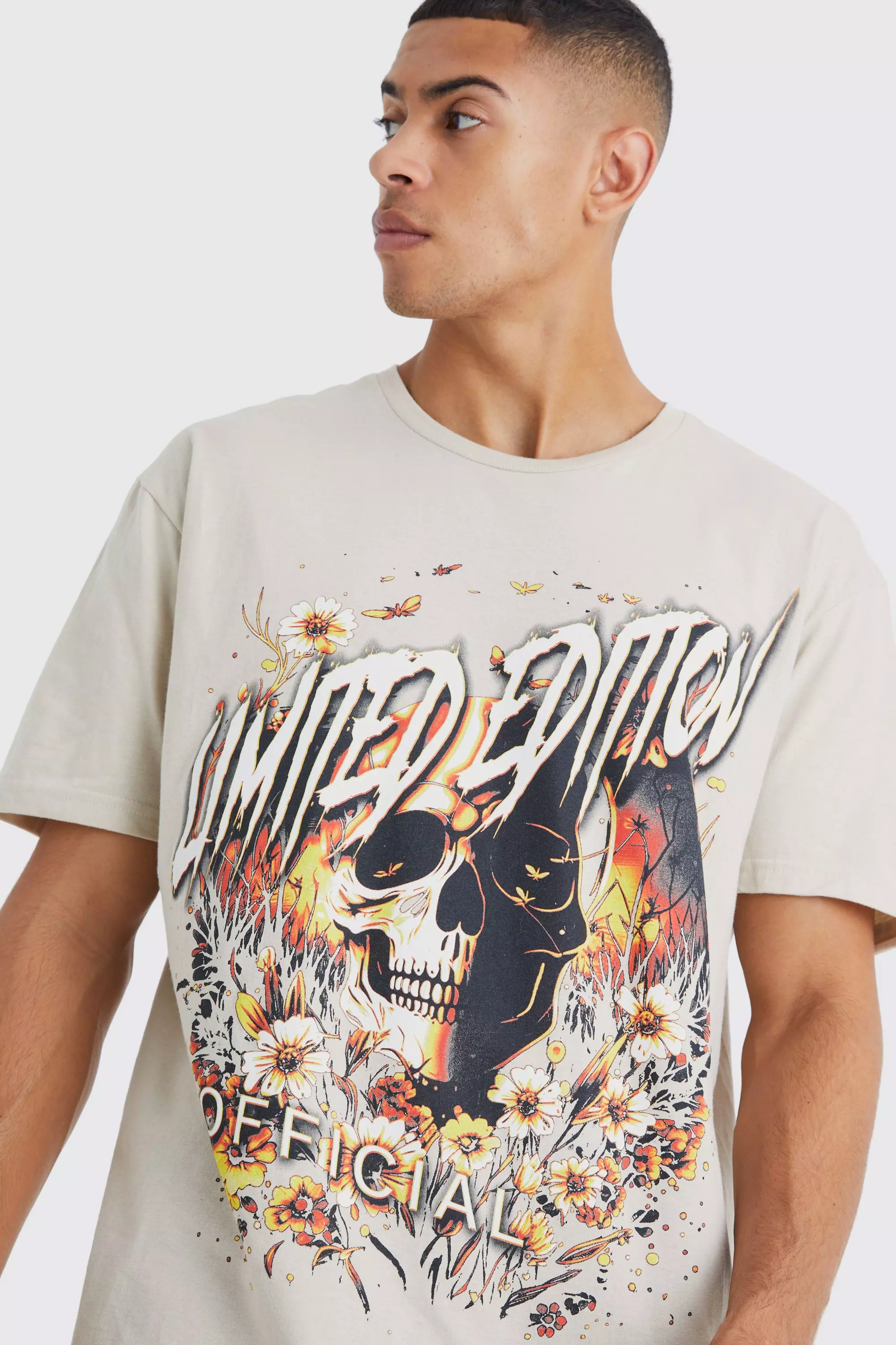 Sand Oversized Limited Skull Graphic T-shirt alternative image