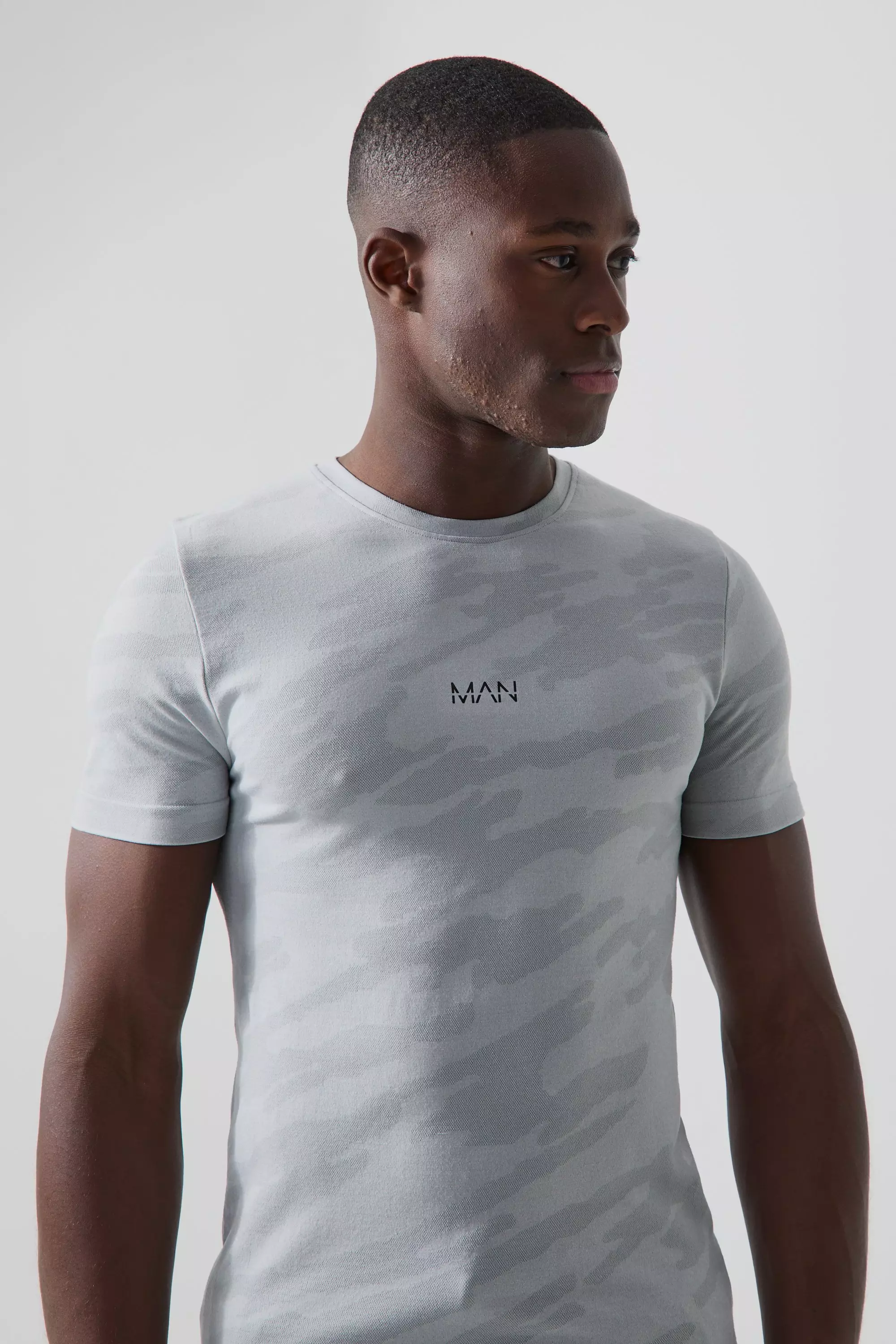 Sage Man Active Seamless Camo Muscle Fit T-shirt alternative image