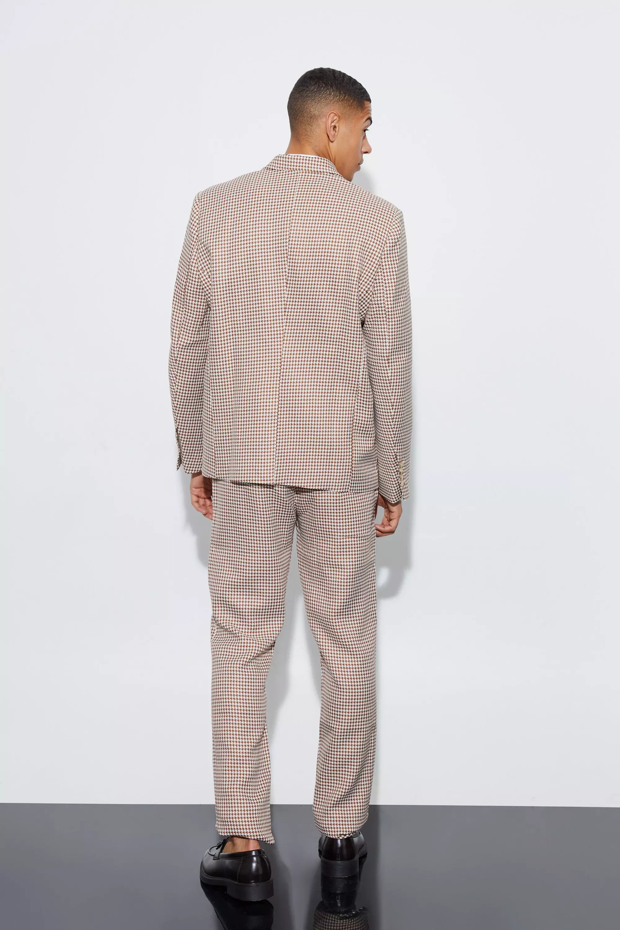 Stone Boucle Houndstooth Oversized Blazer alternative image