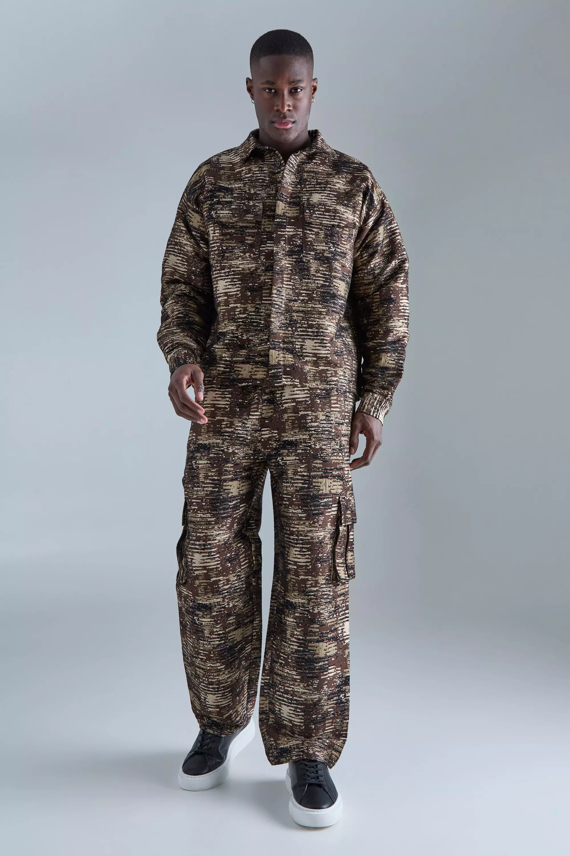 Stone Textured Camo Relaxed Cargo Trouser alternative image