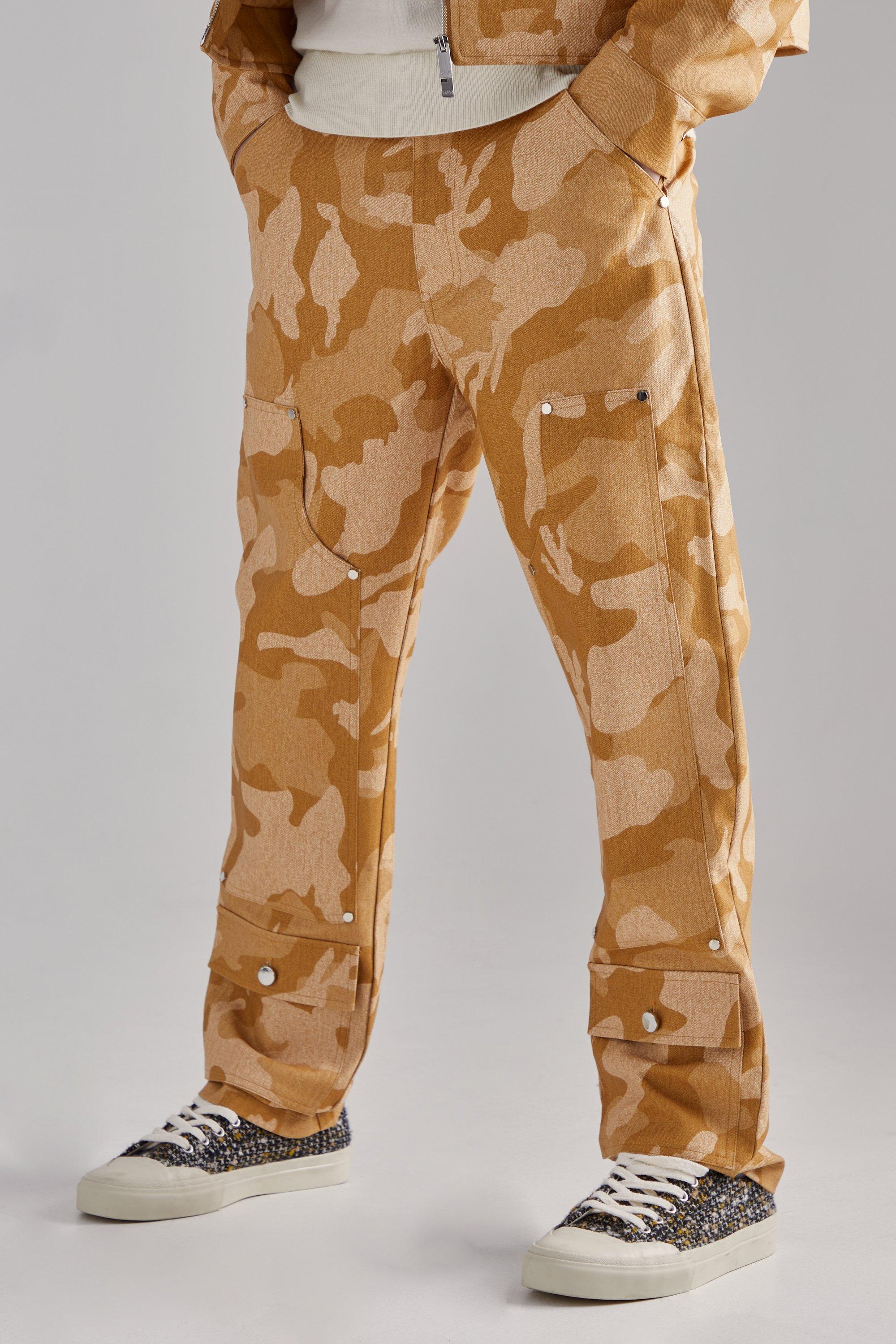 Boohooman on sale camo trousers