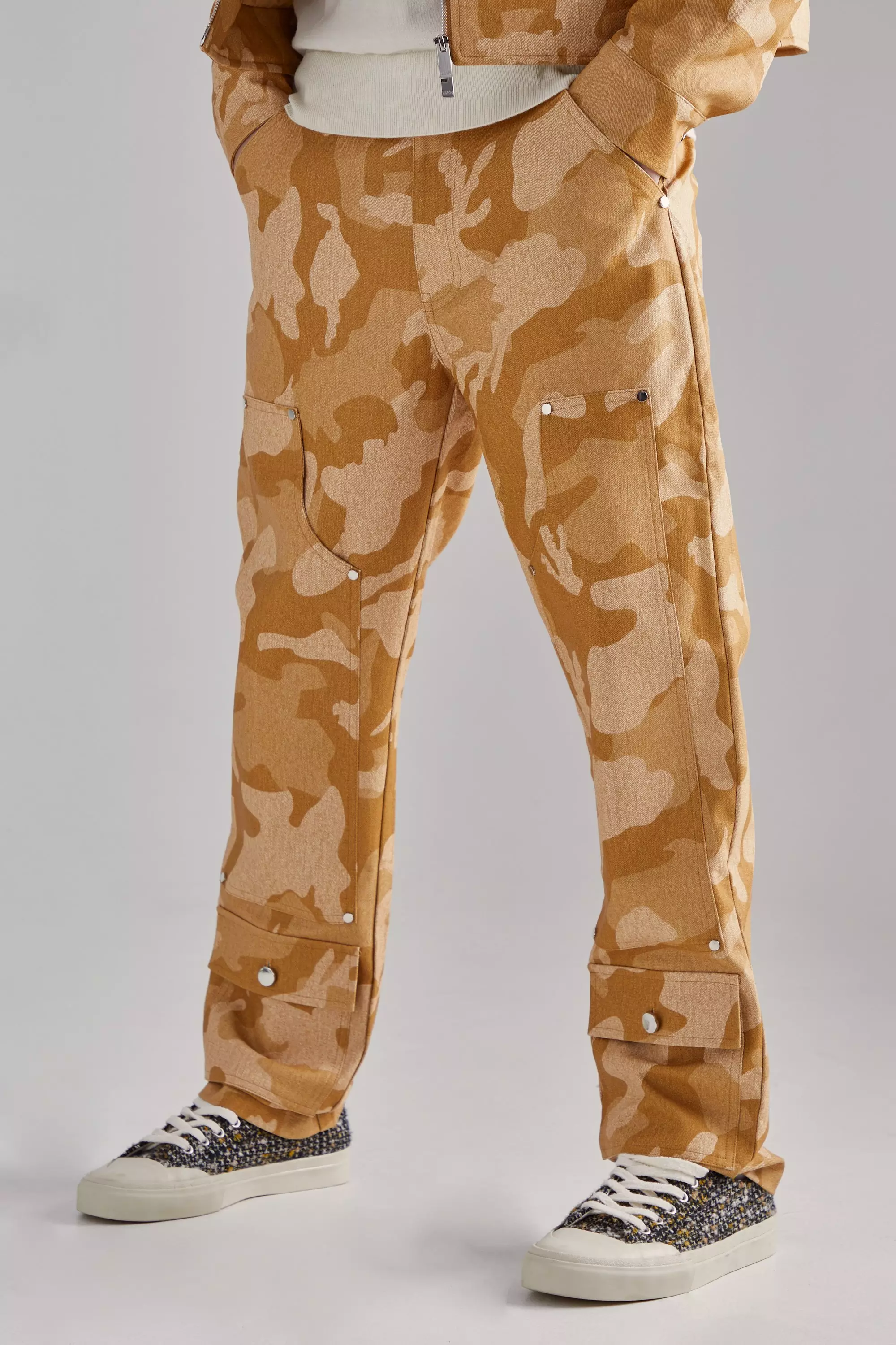 Fixed Waist Straight Fit Camo Carpenter Pants Tan