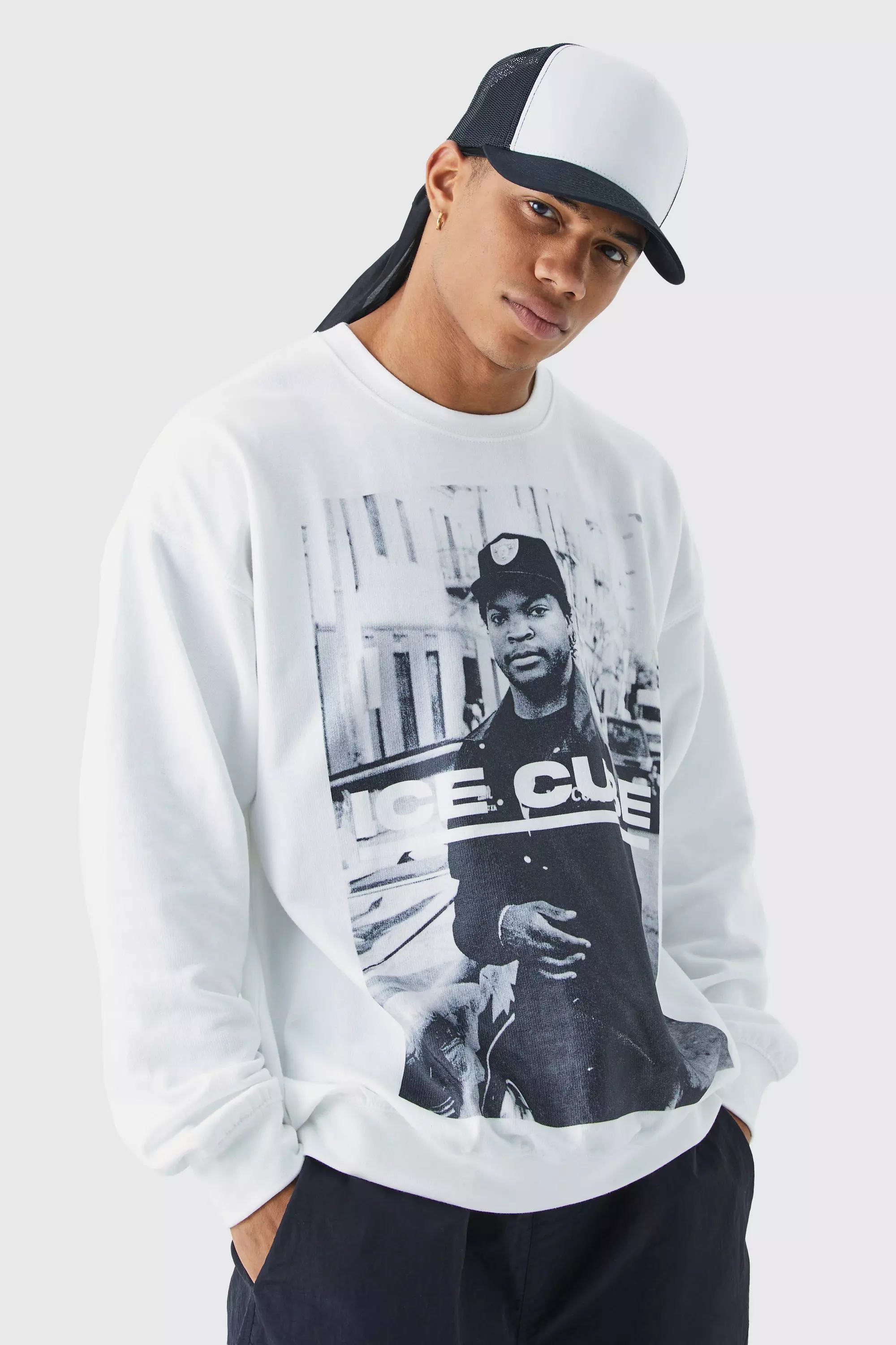 Oversized Ice Cube License Sweat White