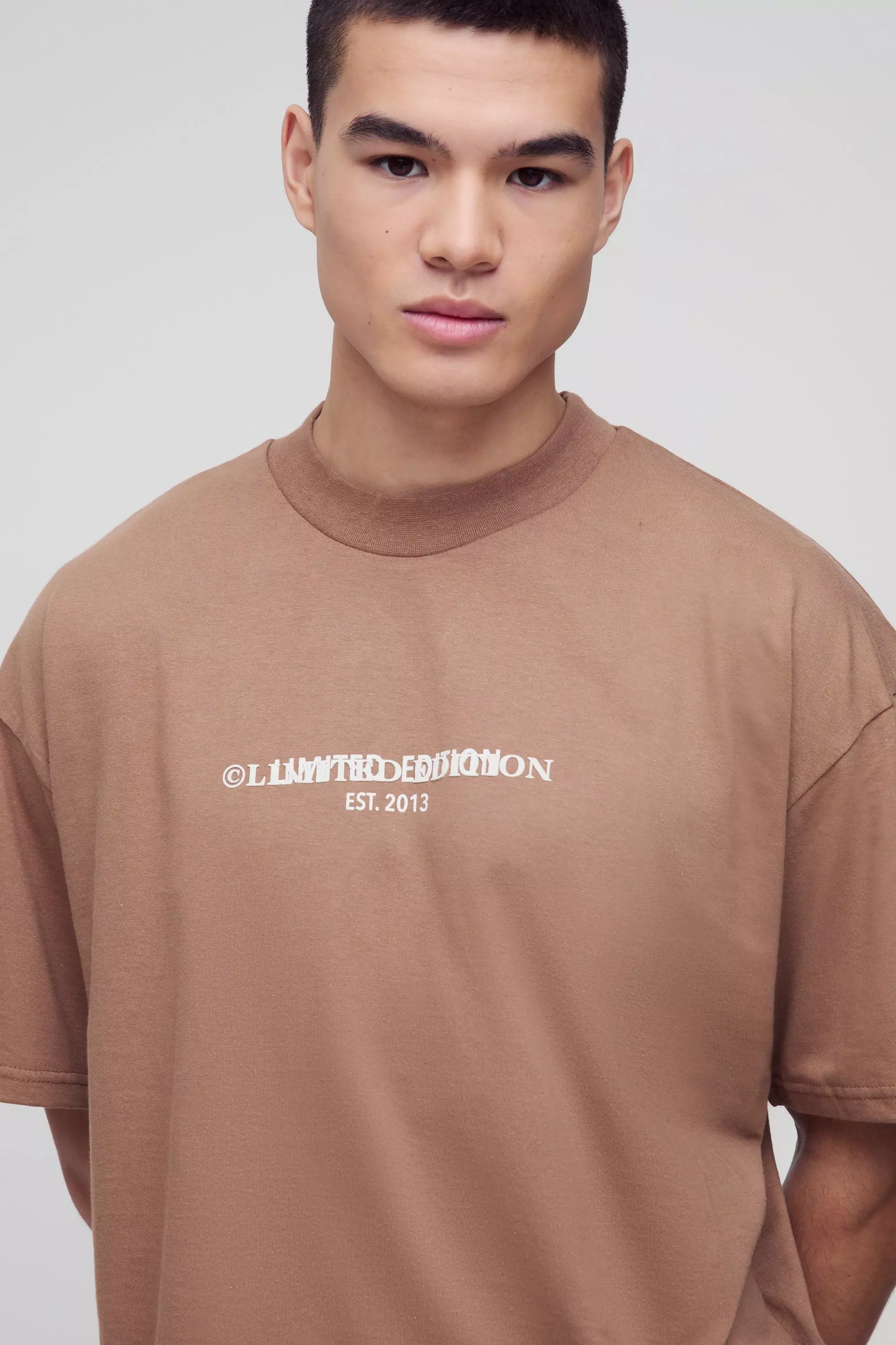 T-Shirt Pesante Oversize Limited, Mocha immagine alternativa
