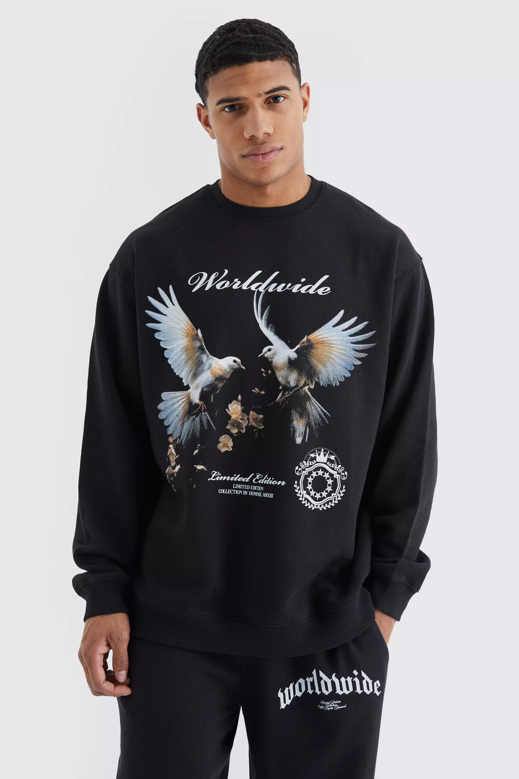 Black Oversized Dove Graphic Sweatshirt