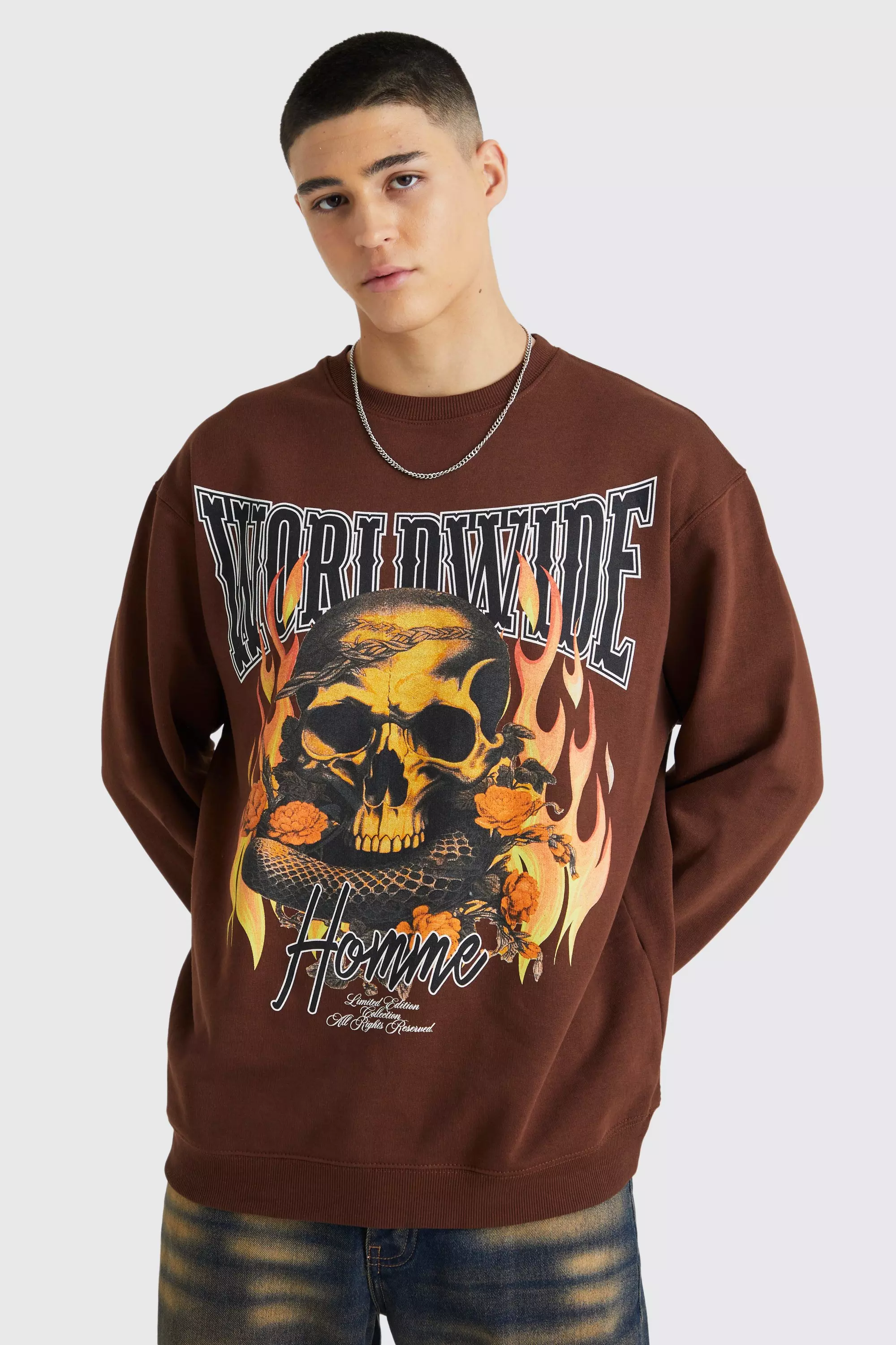 Oversized Vintage Skull Graphic Sweatshirt