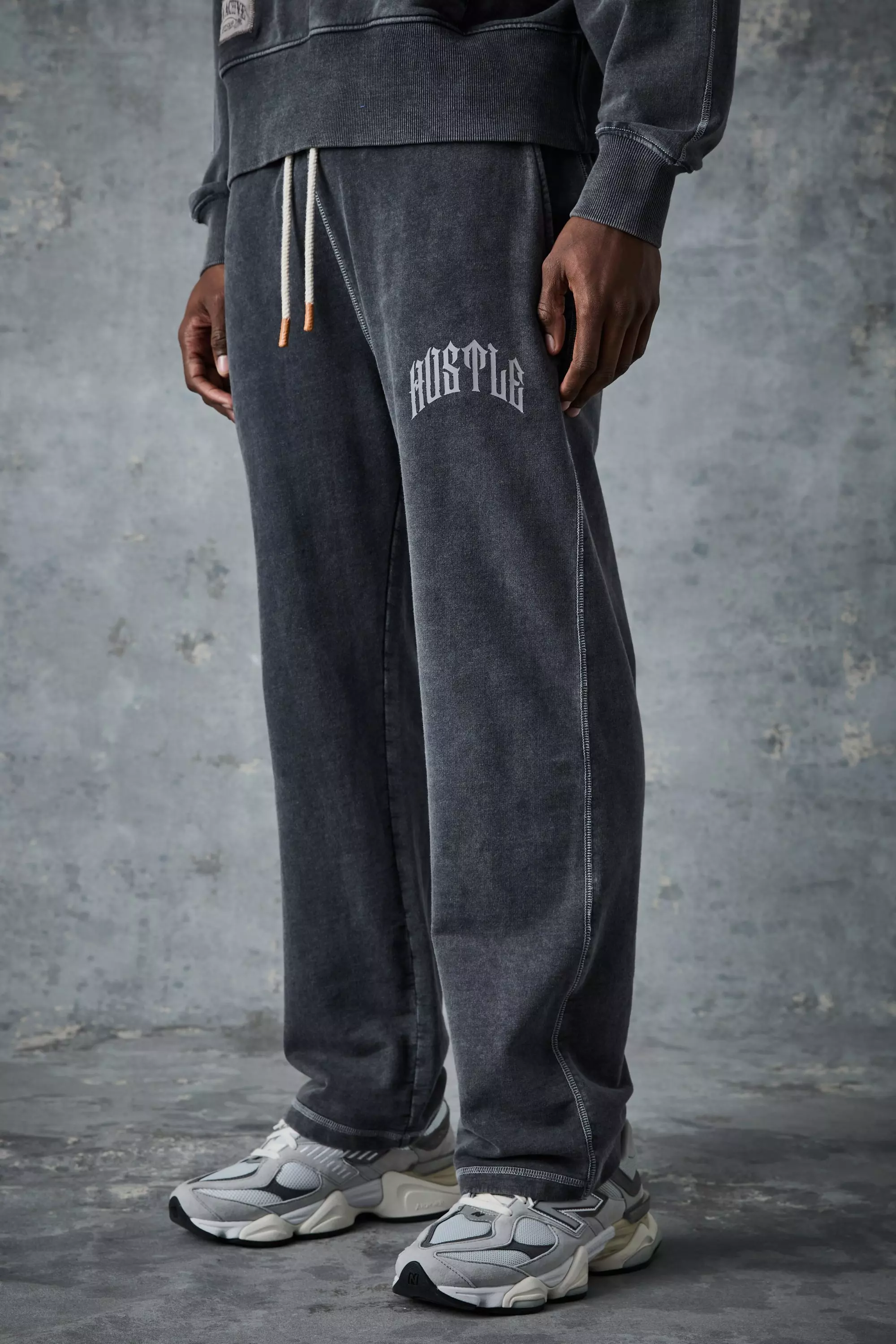 Man Active Relaxed Washed Rest Day Sweatpants Black