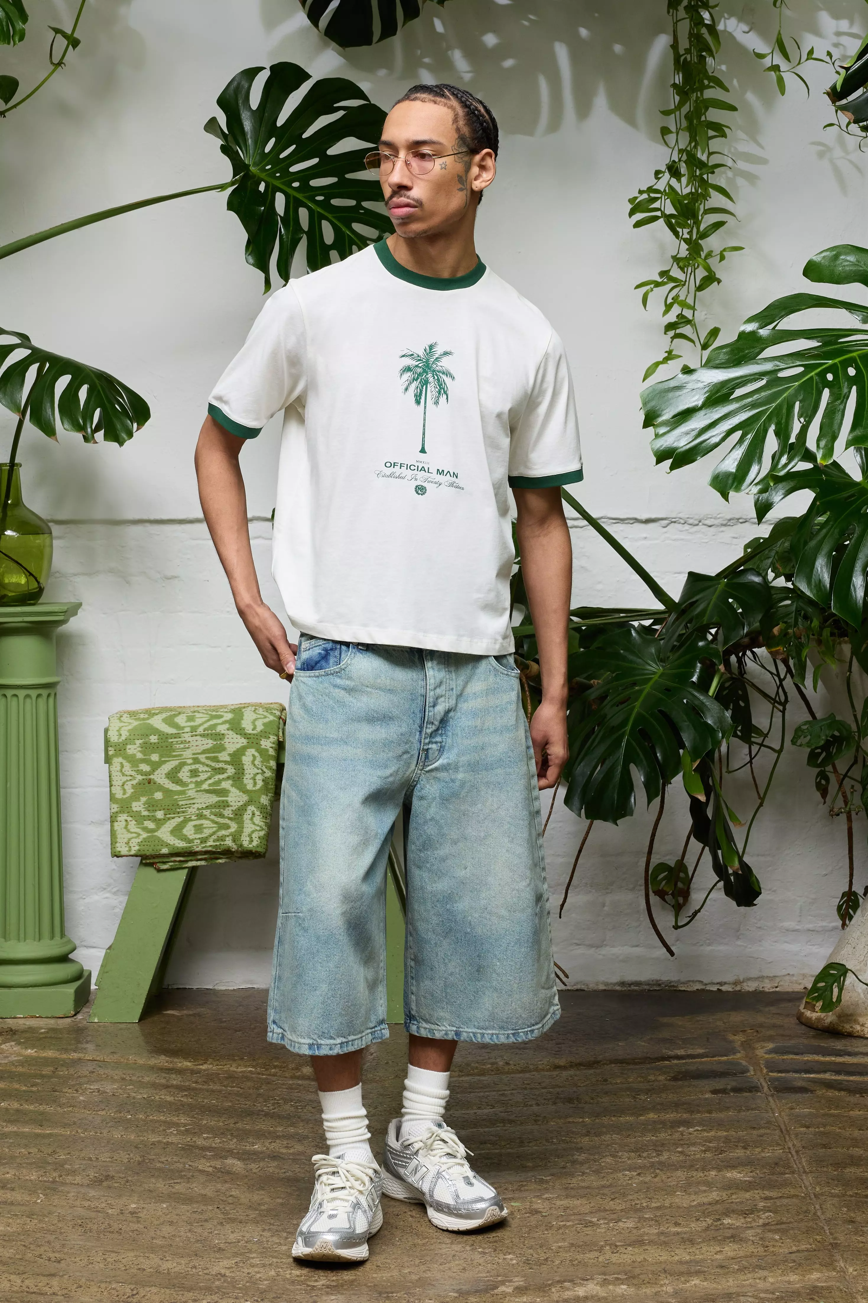Long Line Denim Jorts In Antique Blue Wash | boohooMAN USA