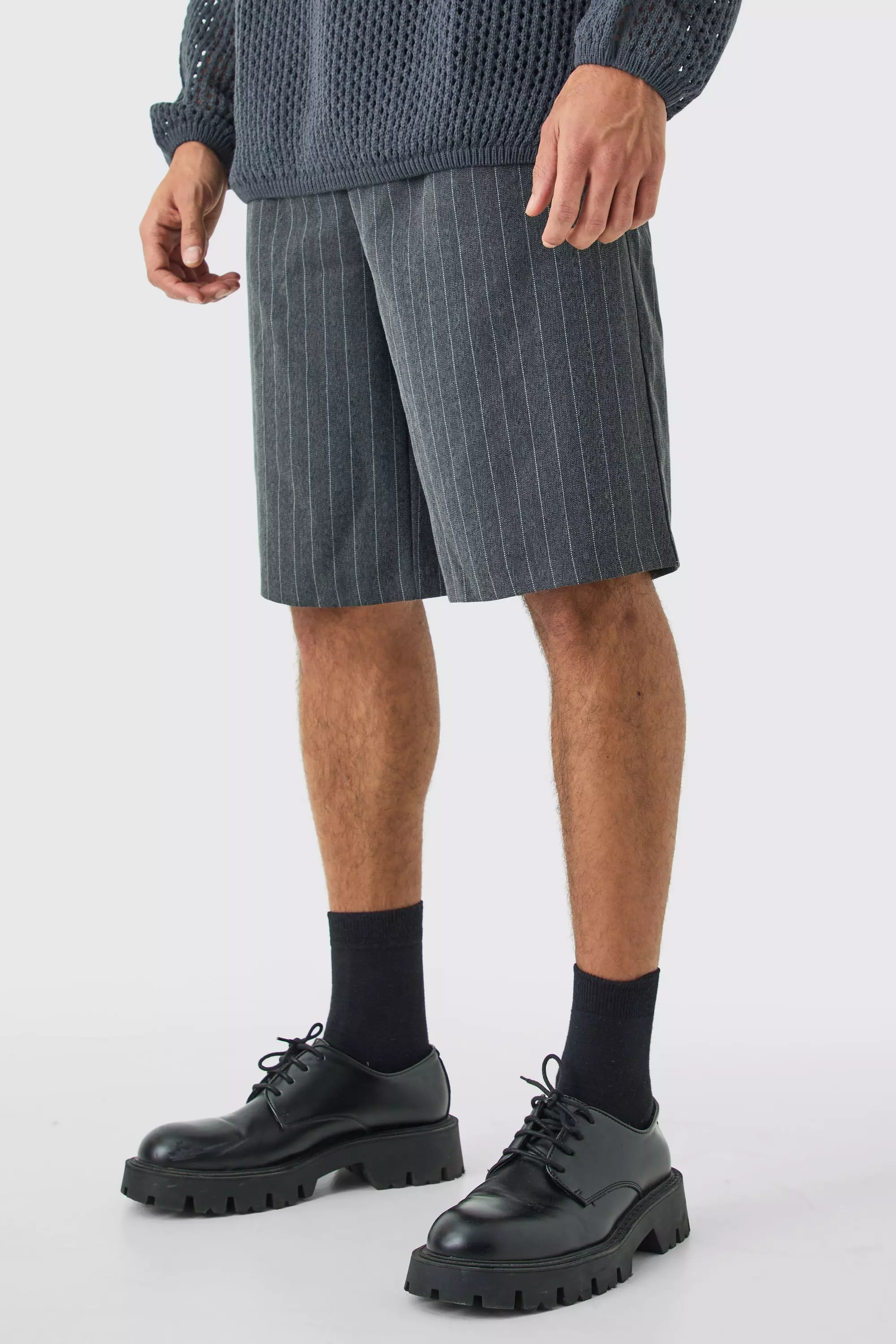 Grey Wide Leg Tailored Pleated Jort alternative image