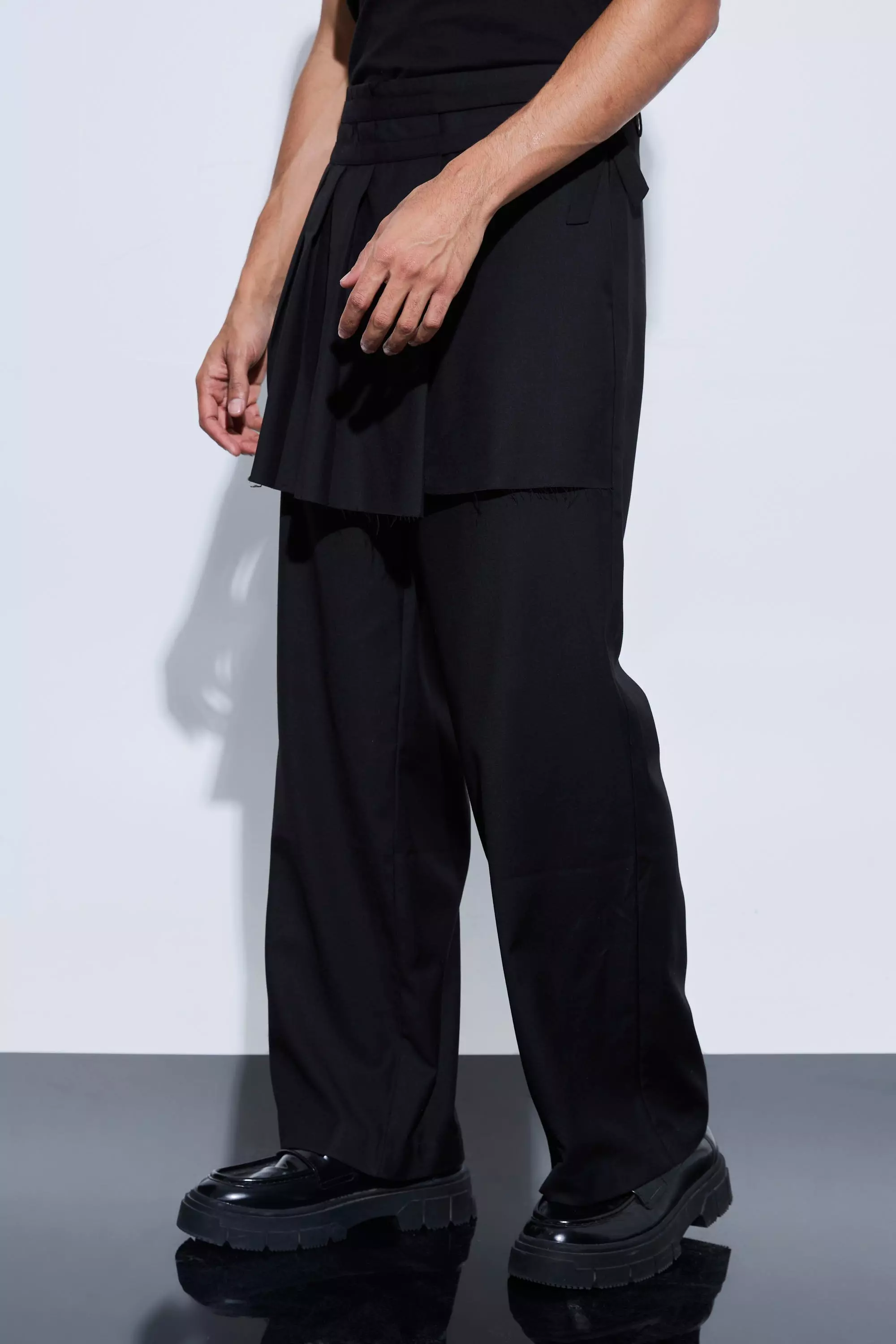 Black Kilt Overlay Wide Leg Broek Met Gesp alternatieve afbeelding