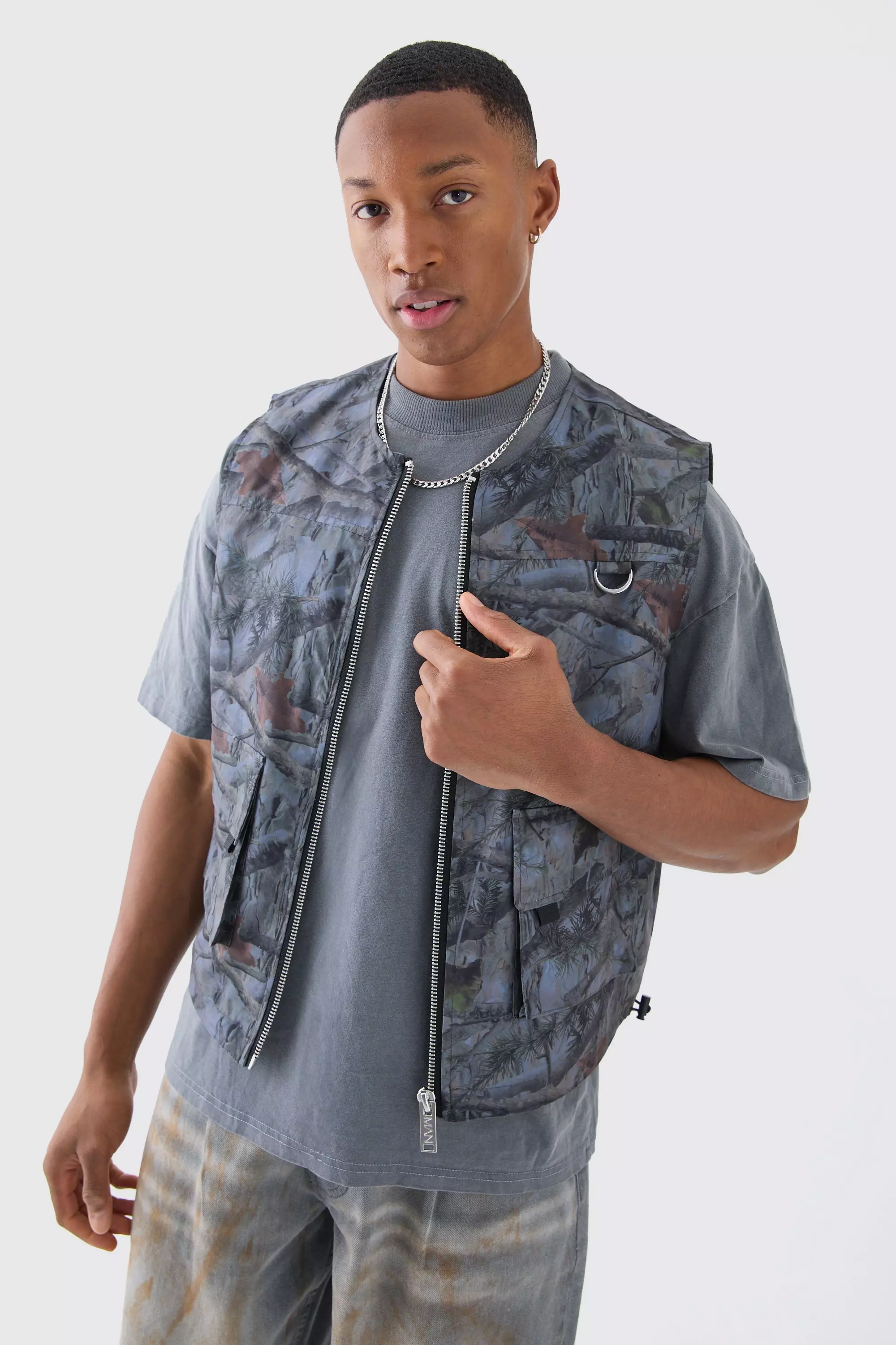 Nylon Camo Utility Vest Grey