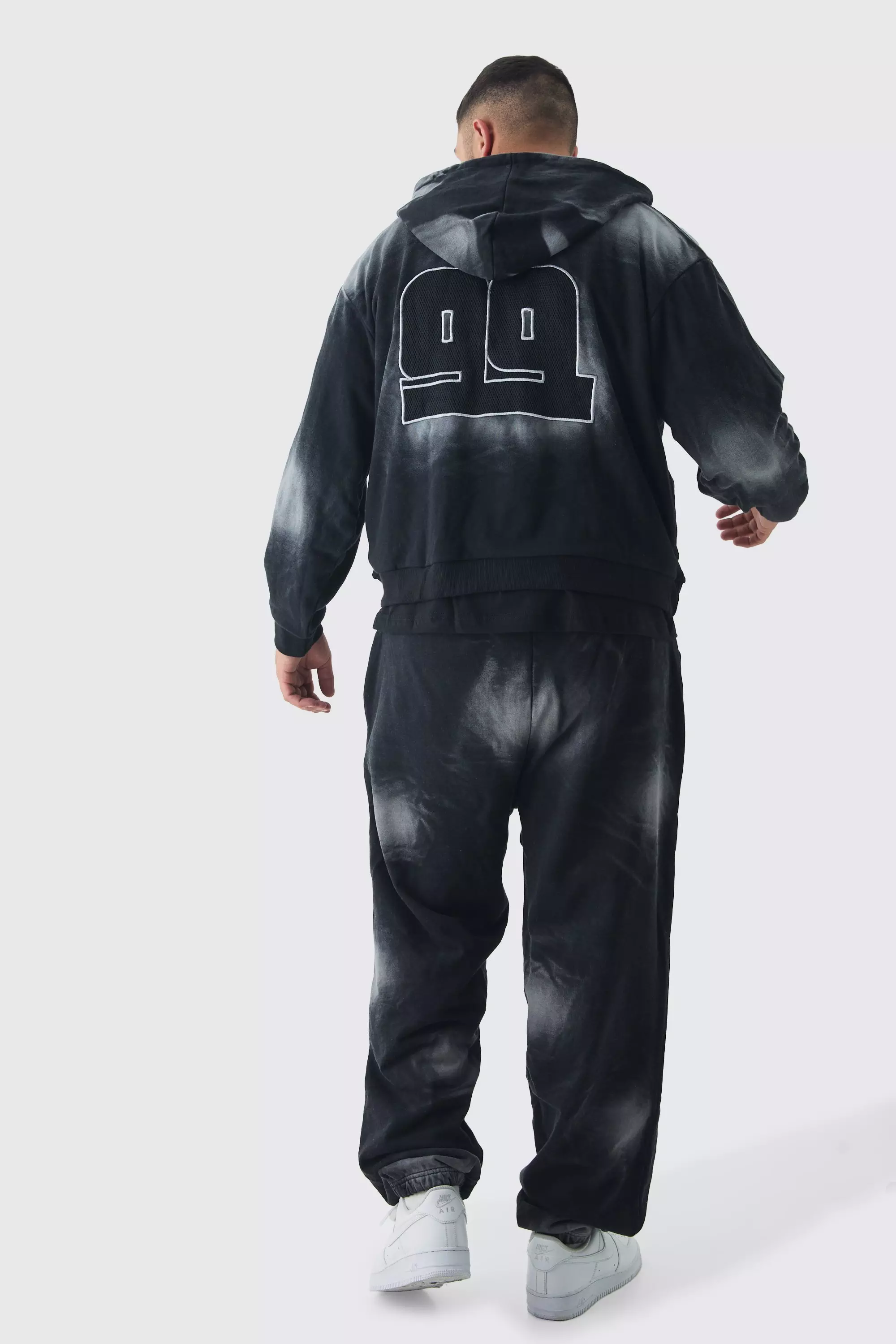 Black Plus Oversized Heavy Washed Applique Joggers alternative image