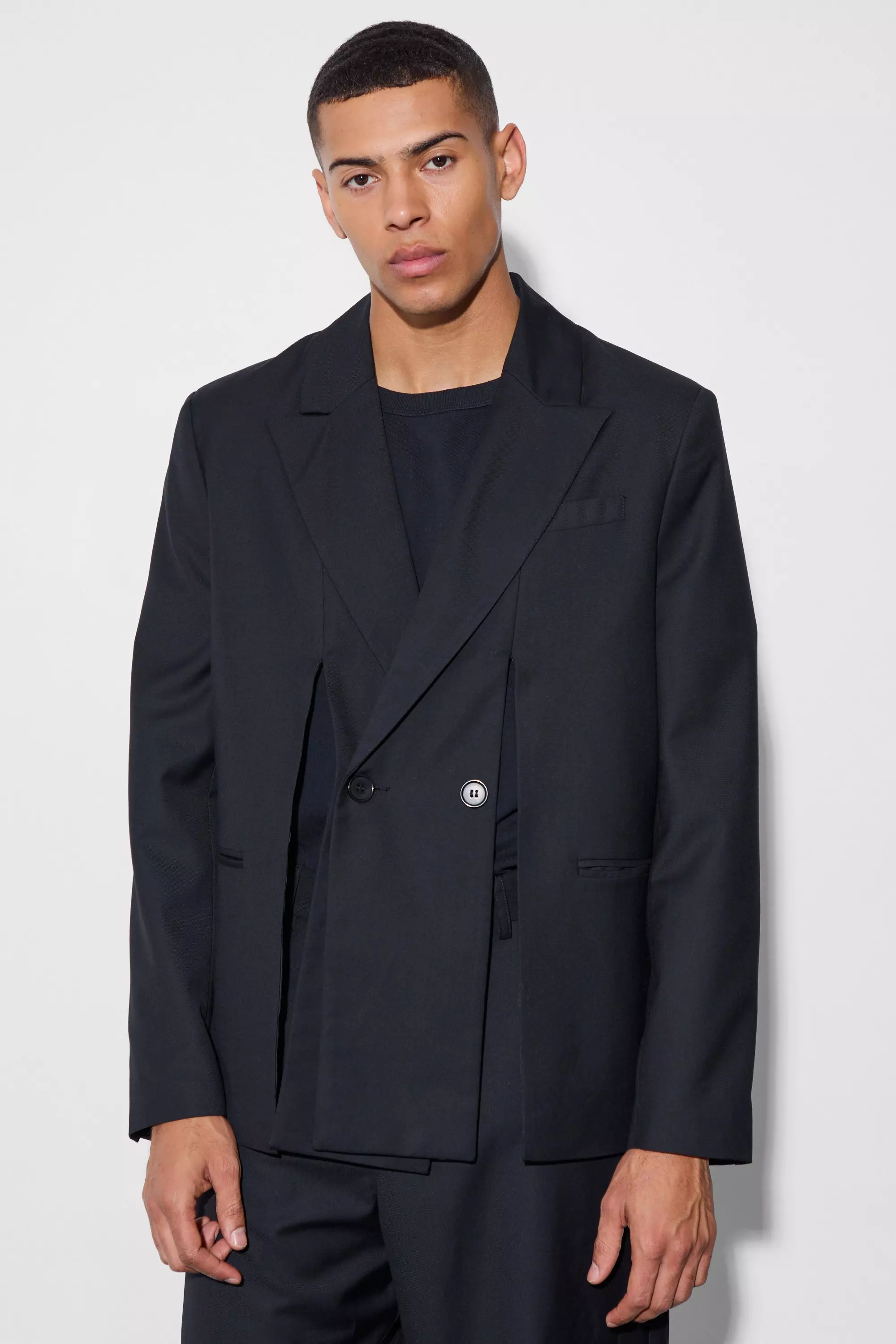 Costume oversize fendu autre image