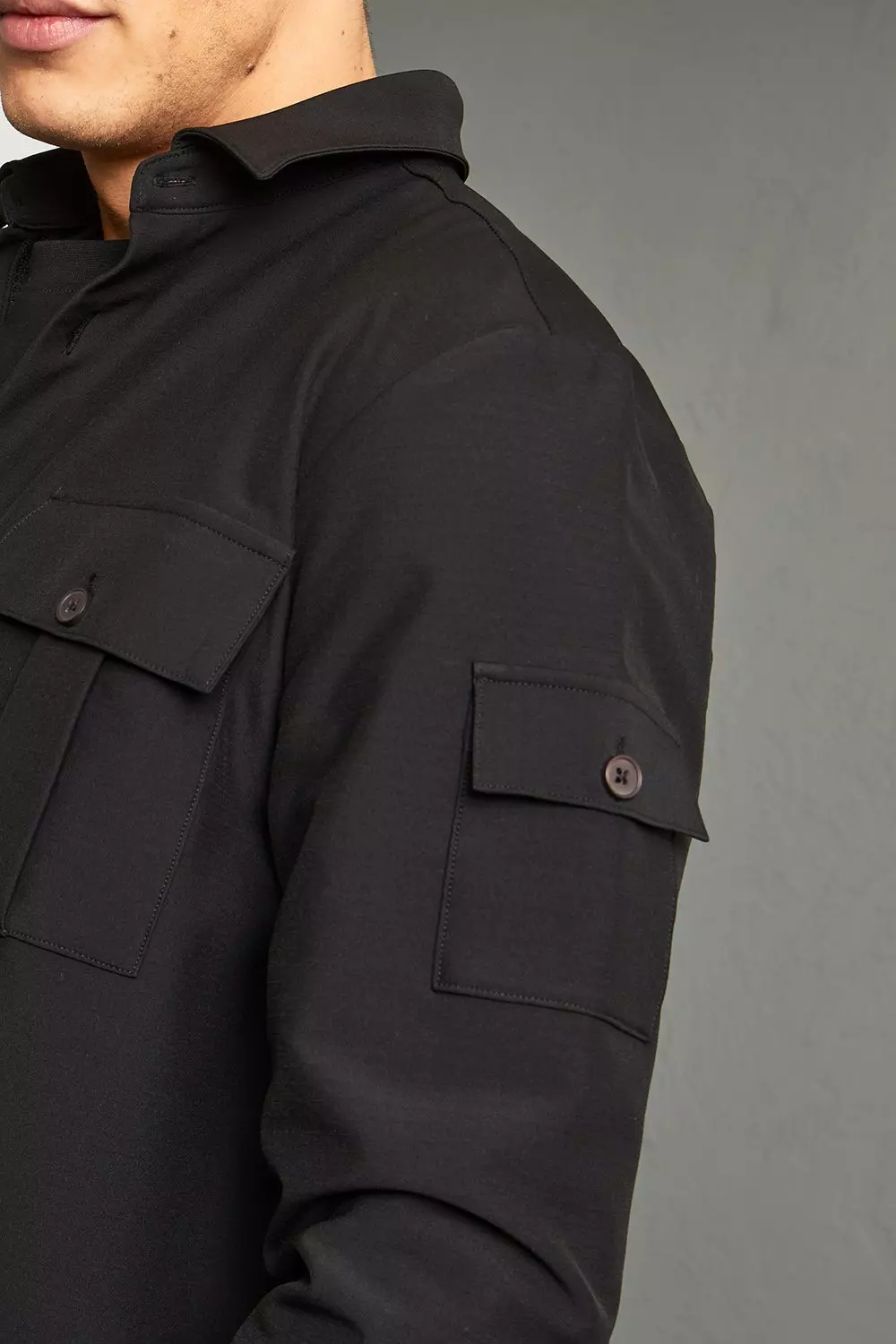 Black Long Sleeve Lightweight Oversized Overshirt alternative image
