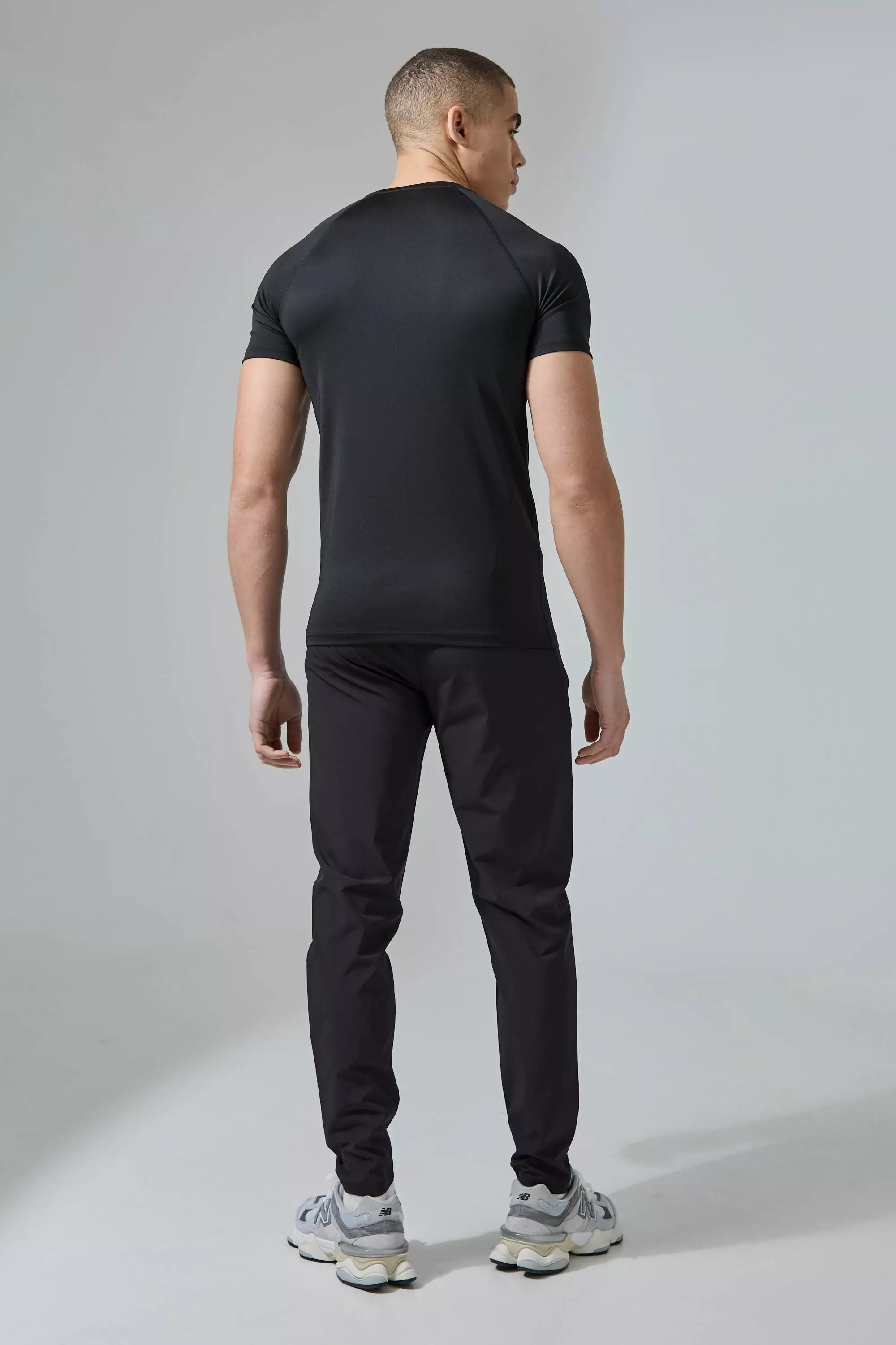 Active Training Dept Muscle Fit T-shirt, Black alternatives Bild