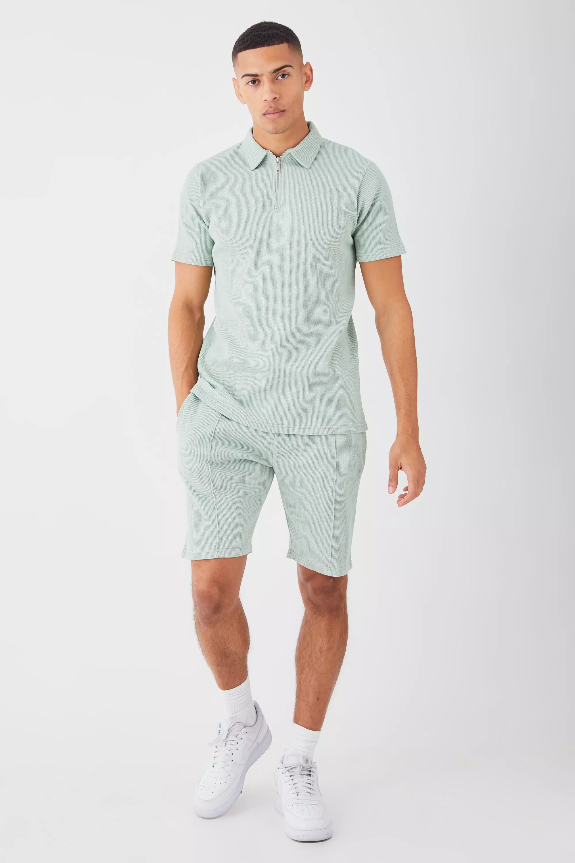 Slim-Fit Poloshirt & Shorts in Waffeloptik, Sage alternatives Bild