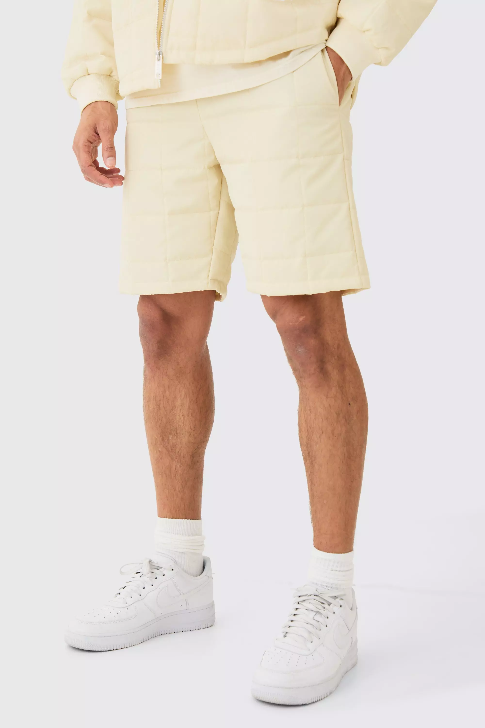 Square Quilted Toggle Waist Shorts Off white