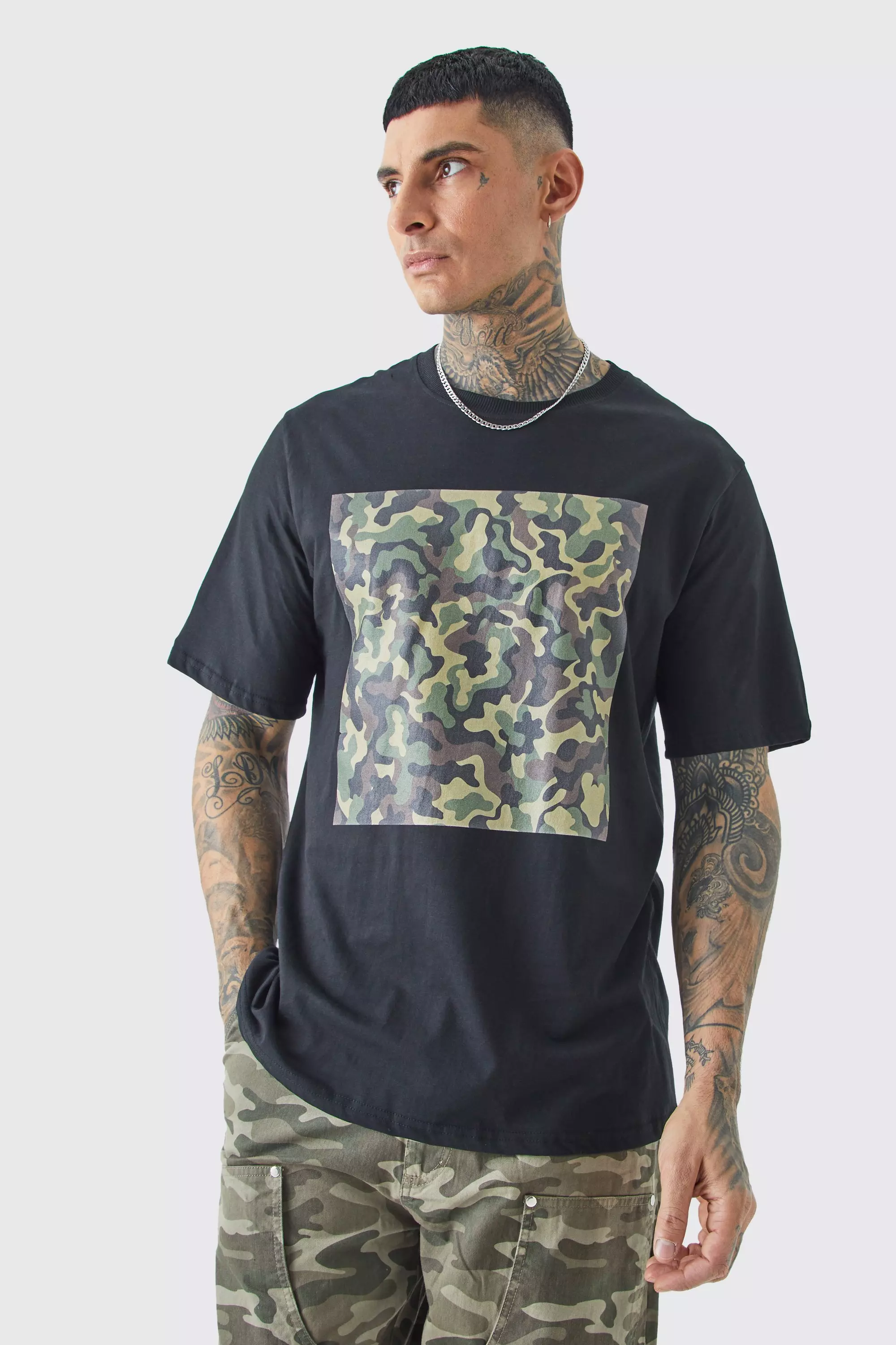 Black Tall Oversized Camouflage Chest Print T-shirt
