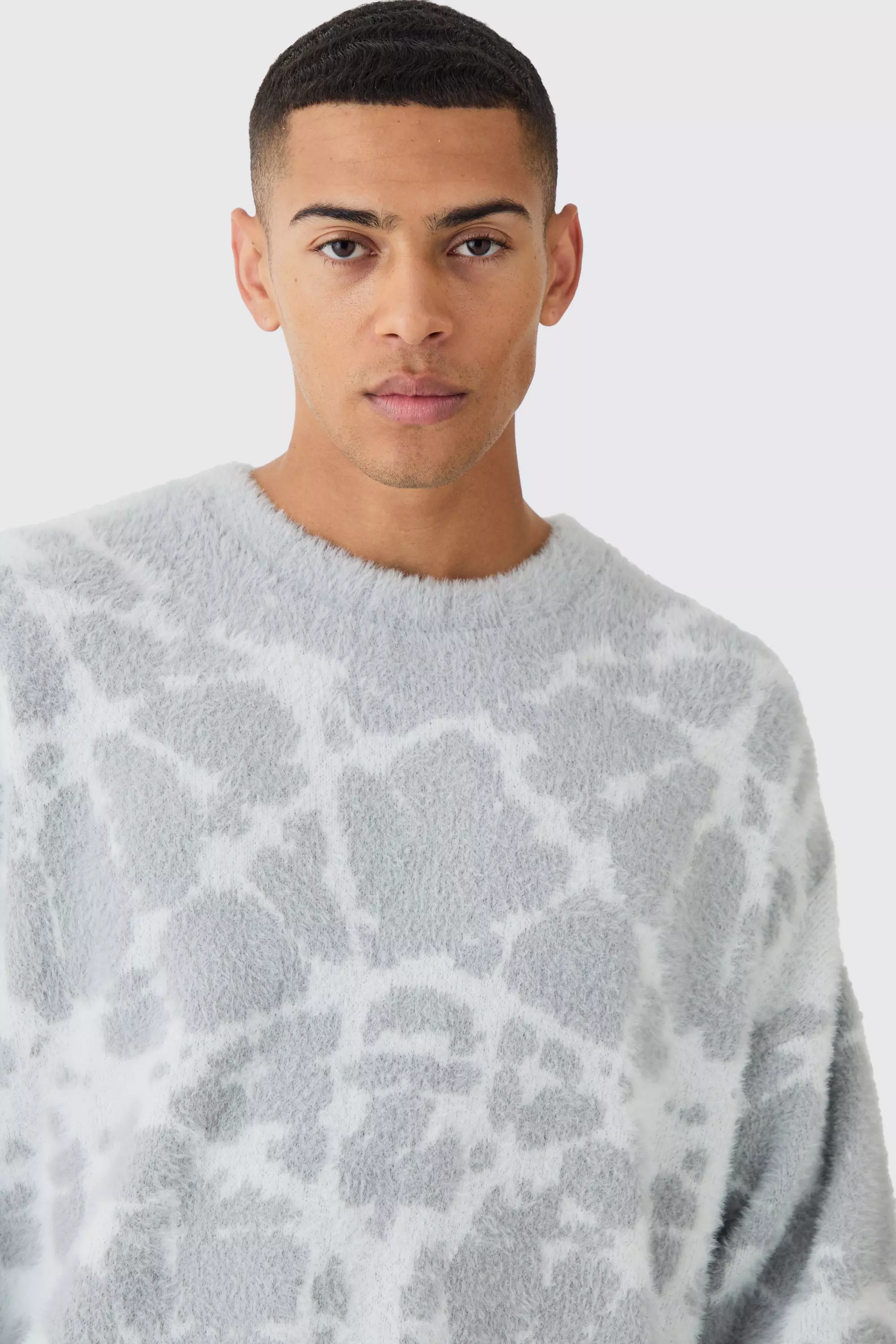 Light grey Fluffy Abstract Knitted Boxy Jumper alternative image
