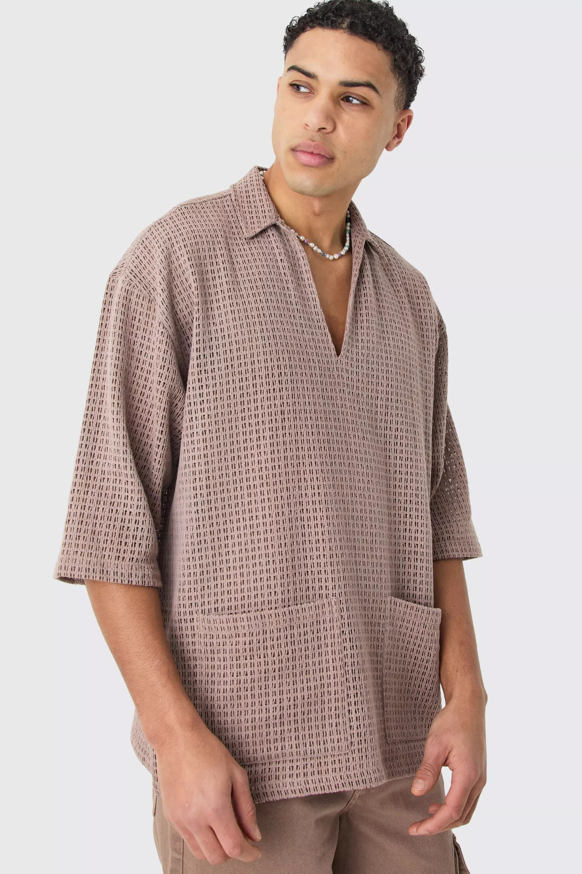 Gewebtes V-Ausschnitt Hemd, Taupe alternatives Bild