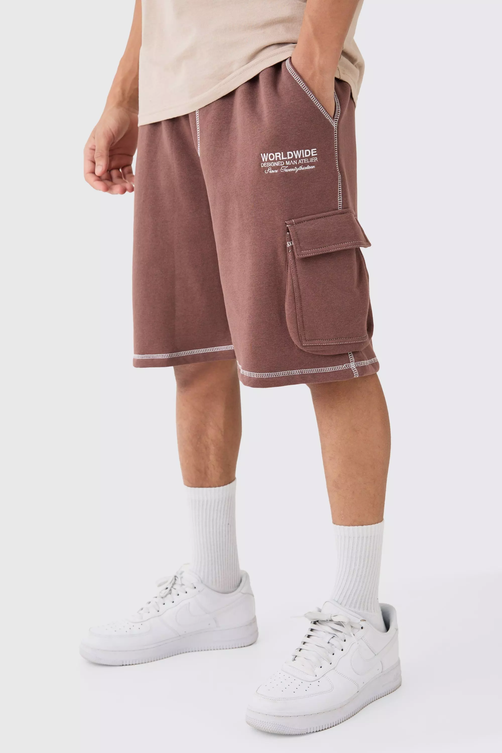 Relaxed Worlwide Contrast Stitch Cargo Shorts Chocolate