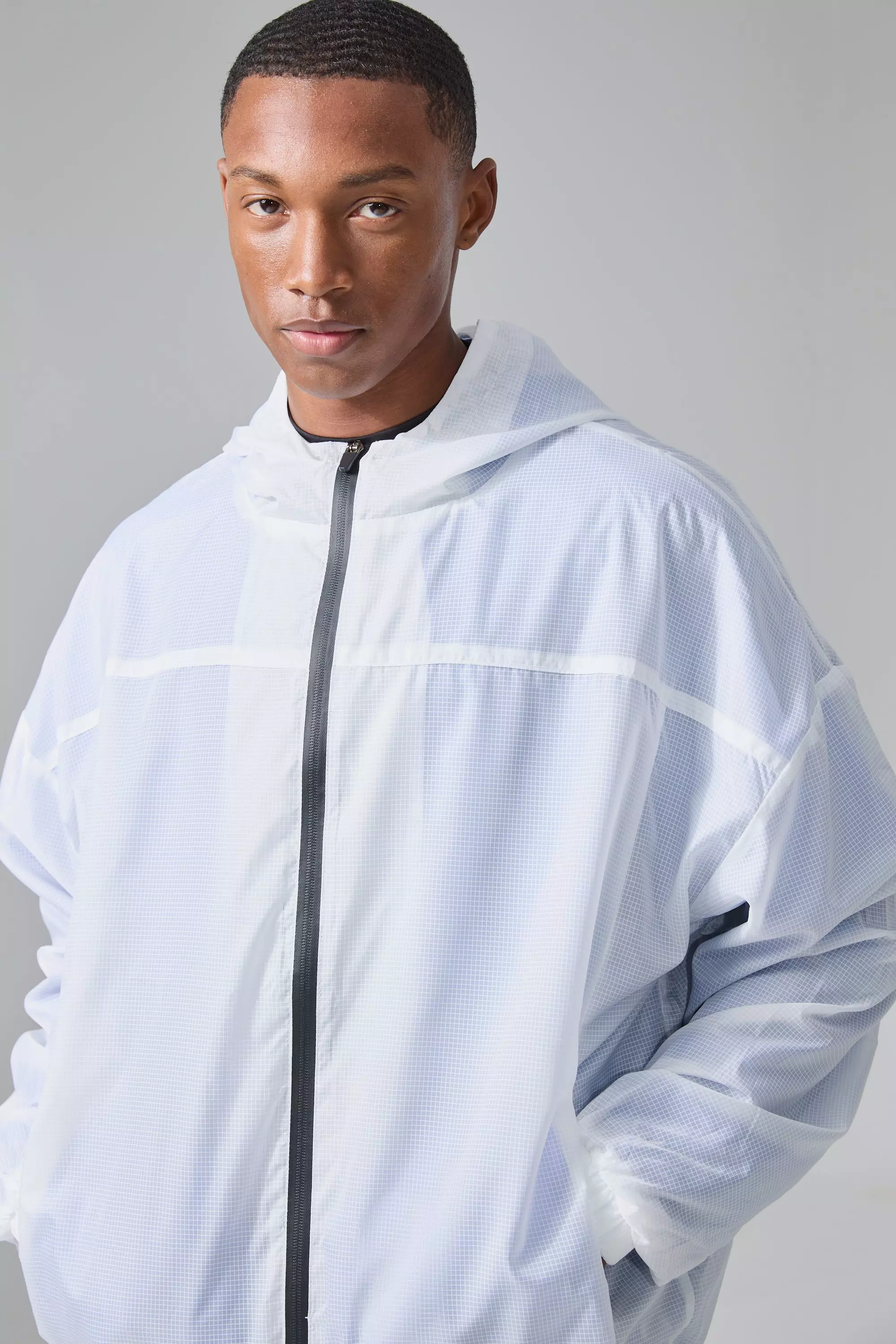 Mesh lined windbreaker shop
