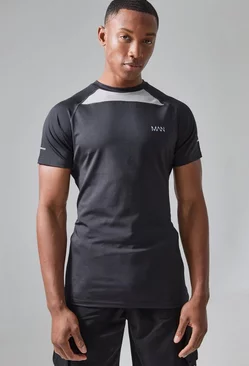 Black Man Active Muscle Fit Textured T-shirt