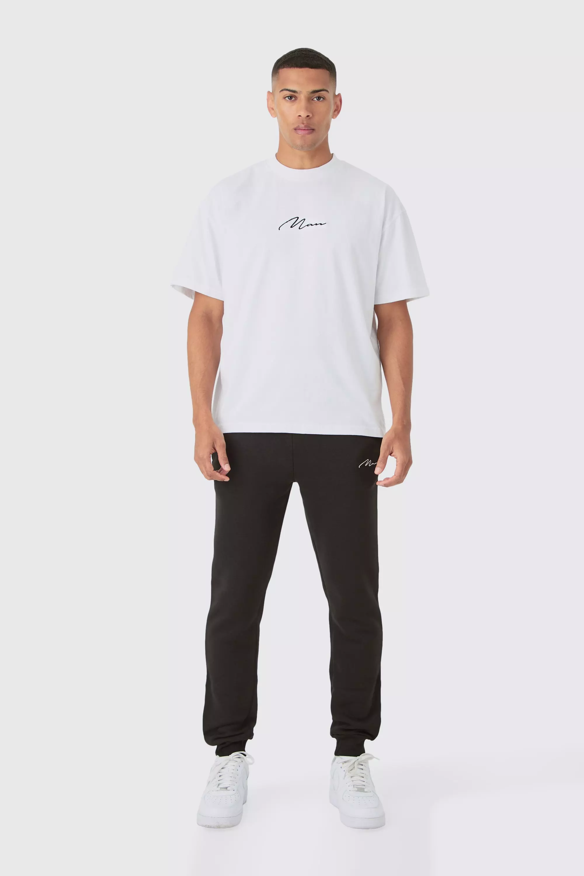Black Man Signature Regular Fit Jogger alternative image