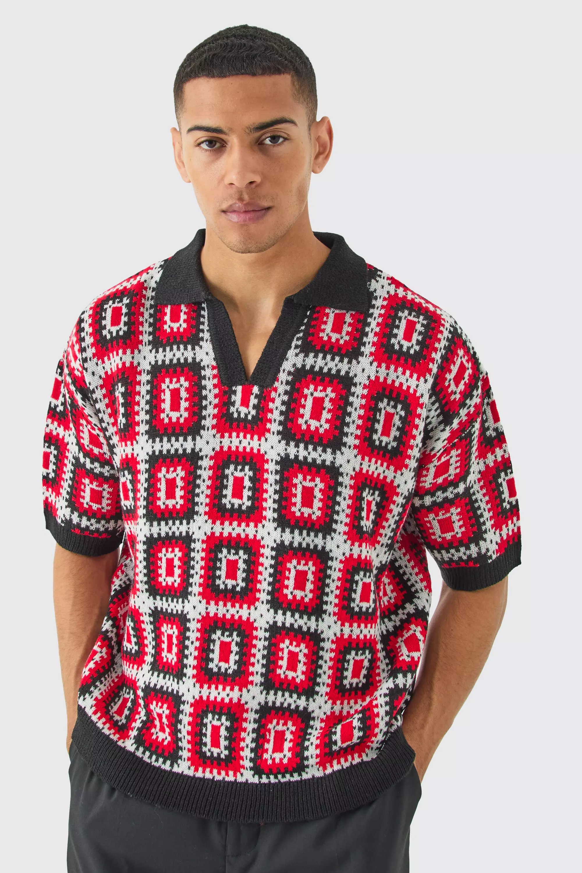 Kurzärmliges kastiges gehäkeltes Poloshirt in Rot, Red alternatives Bild
