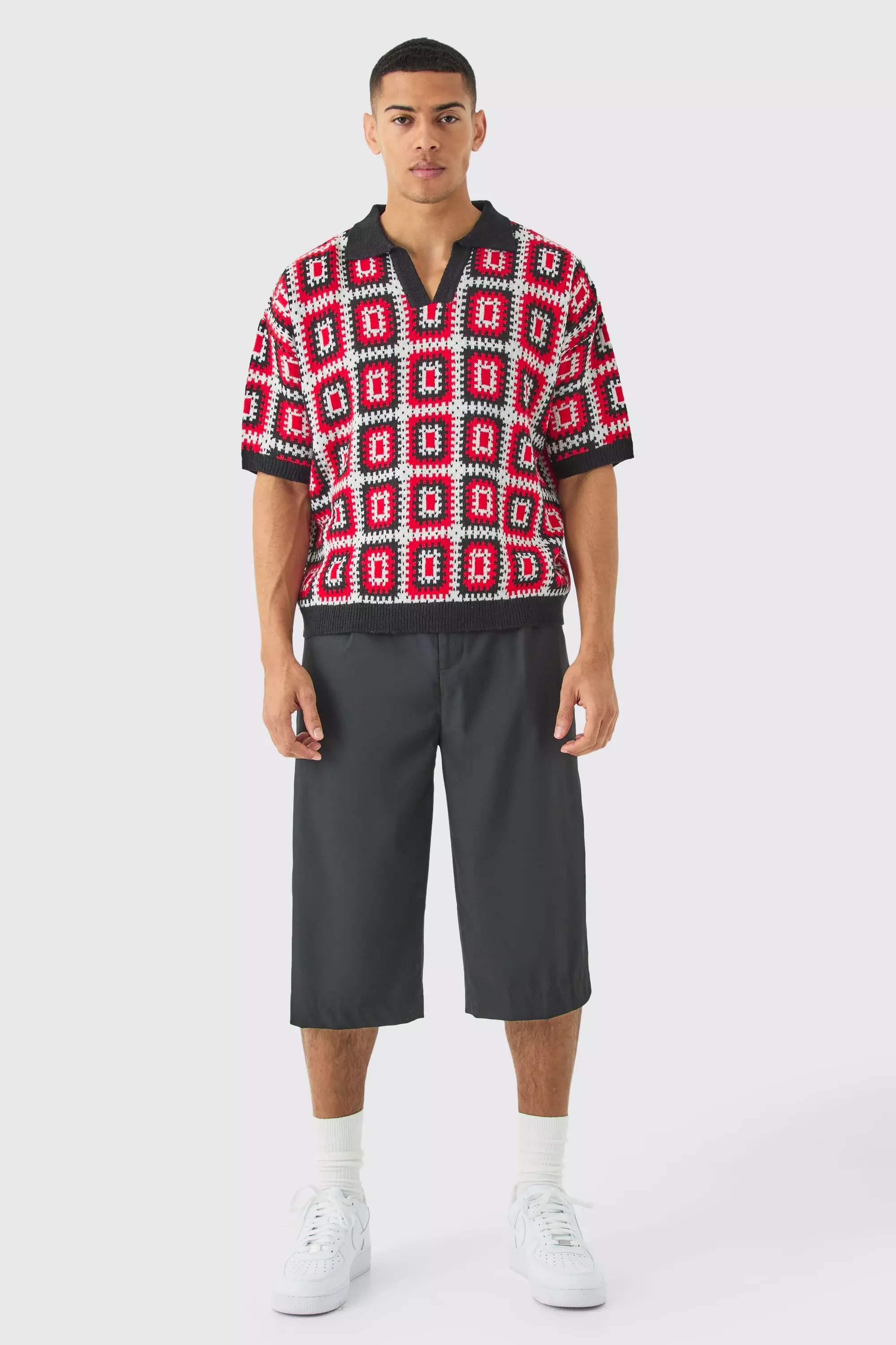 Kurzärmliges kastiges gehäkeltes Poloshirt in Rot, Red alternatives Bild