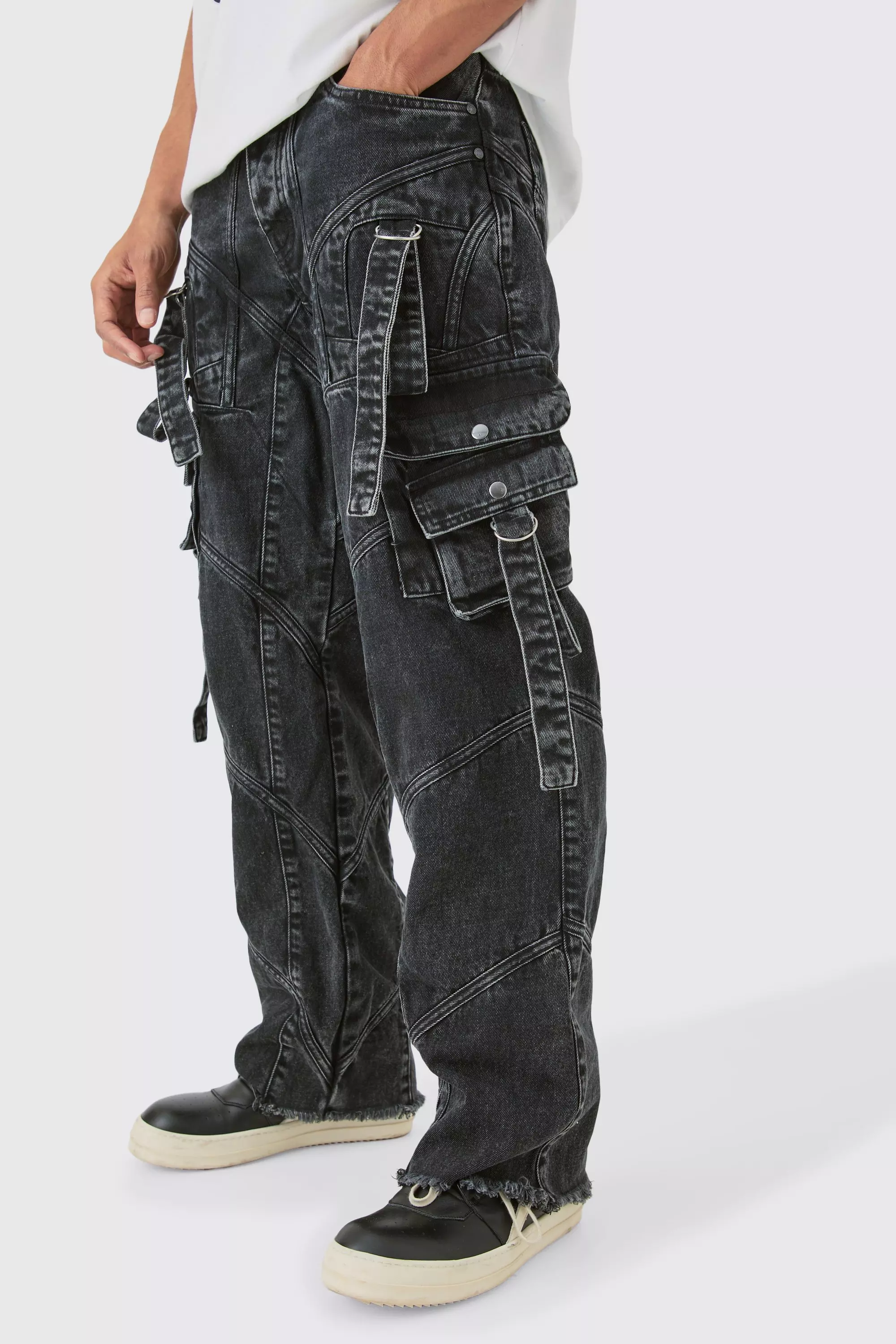 Baggy Rigid Strap And Buckle Detail Jeans In Washed Black Washed black