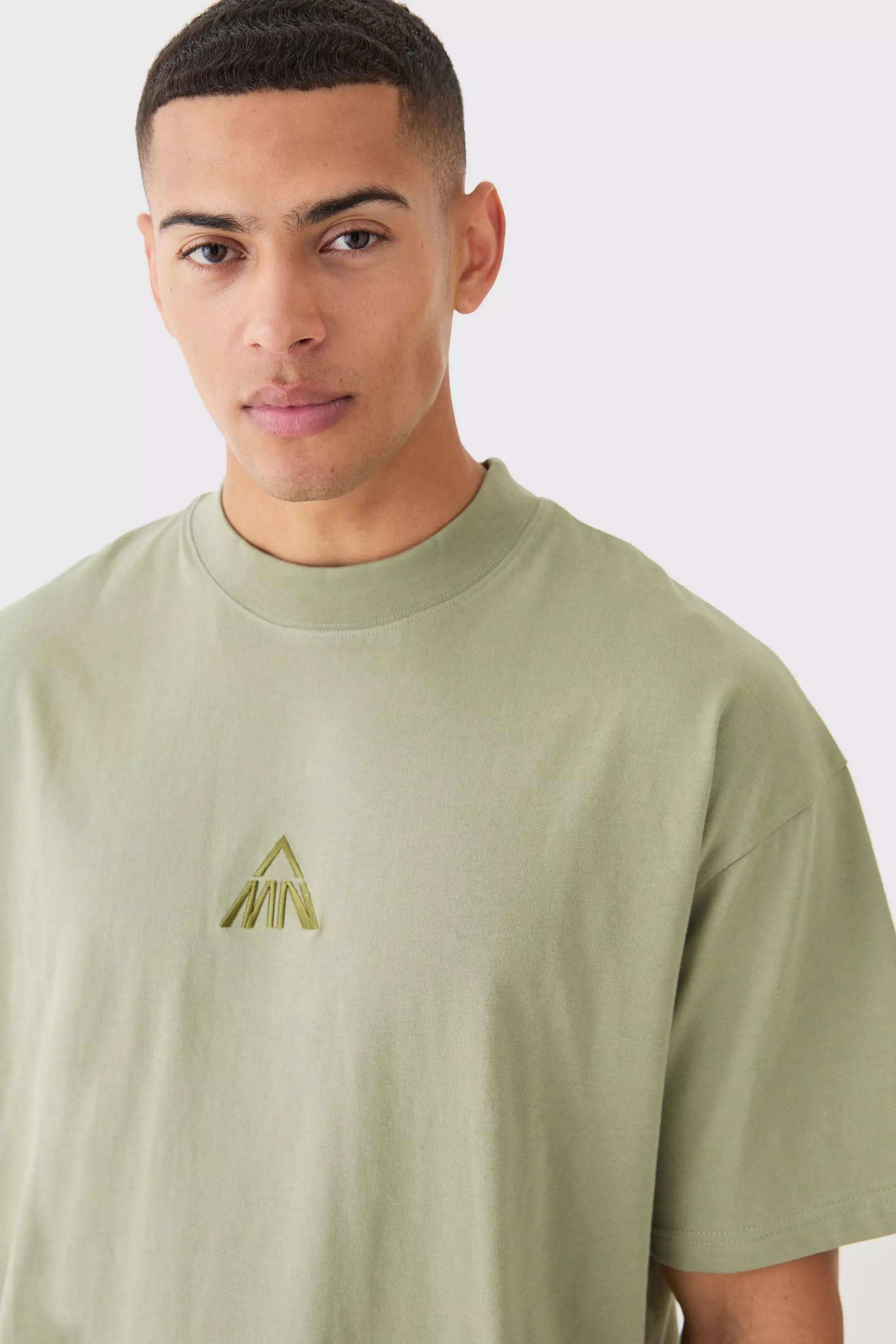 Khaki Man Oversized T-Shirt Met Brede Nek alternatieve afbeelding