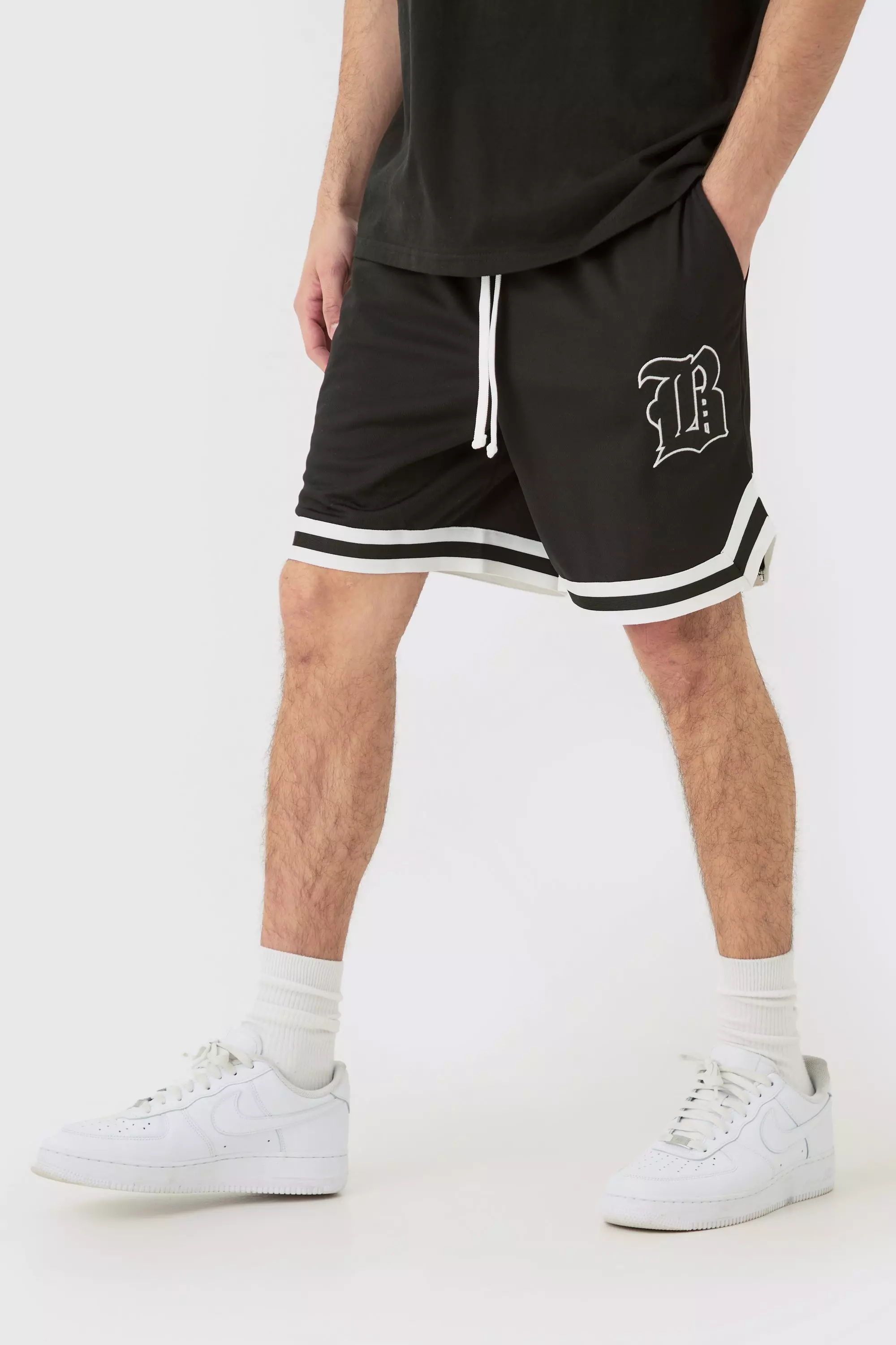 Short de basket large en mesh à écusson B, Black autre image