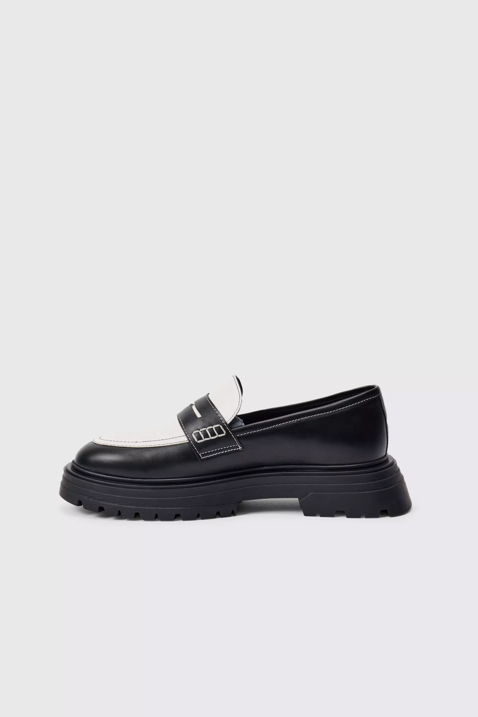 PU Slip On Contrast Chunky Loafer In Black | boohooMAN USA