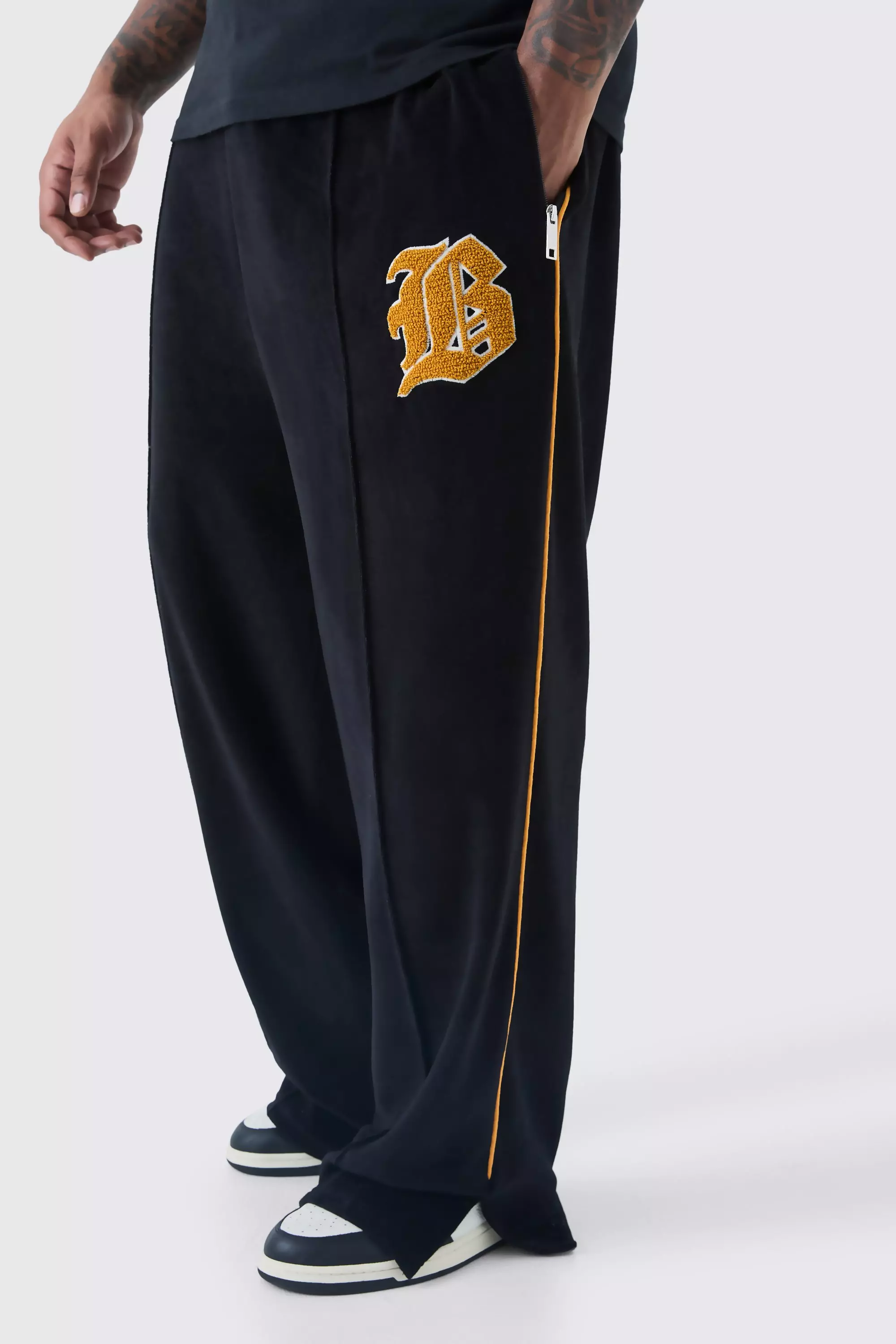 Plus Wide Fit Varsity Velour Joggers Black