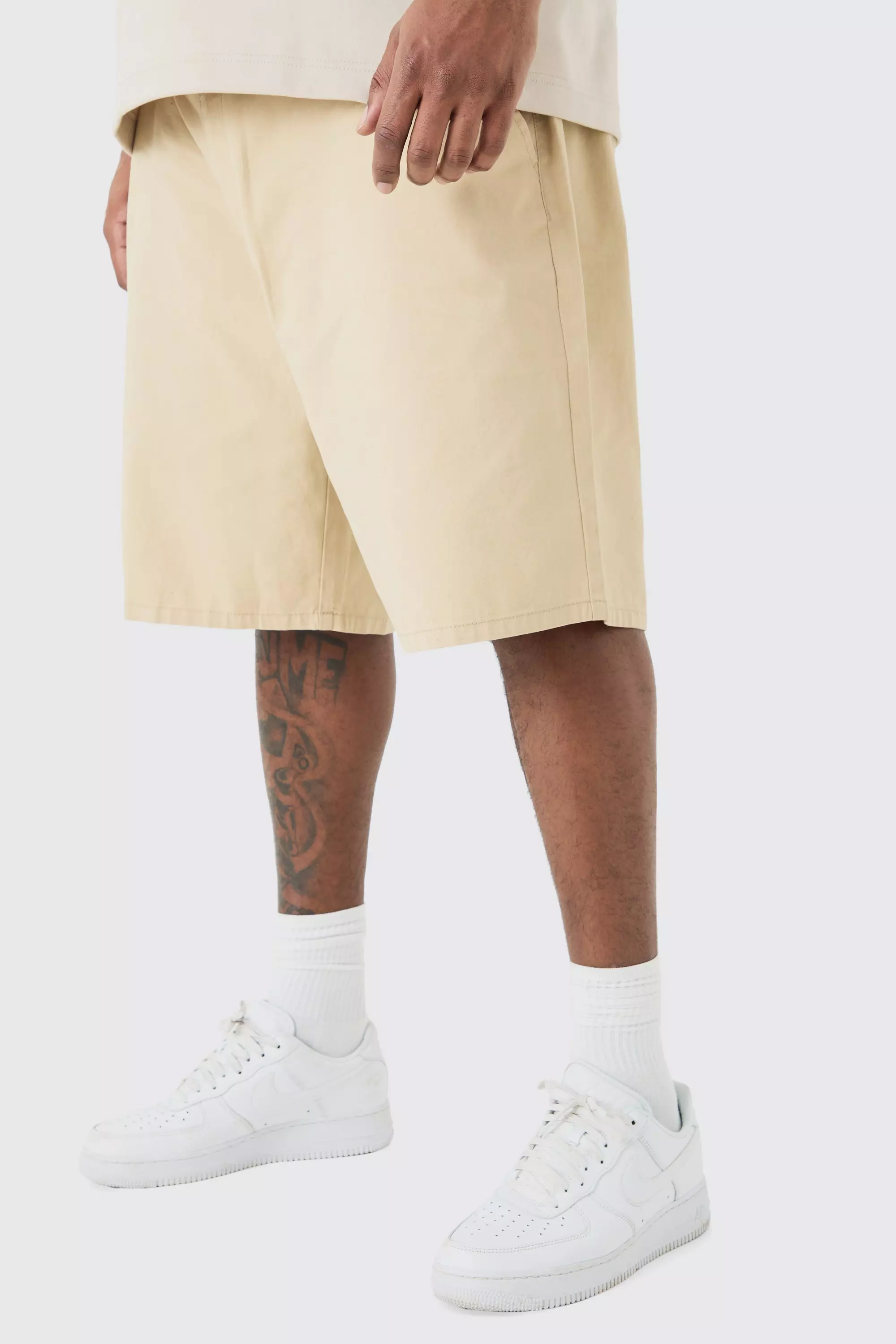 Beige Plus Fixed Waist Relaxed Fit Shorts In Stone