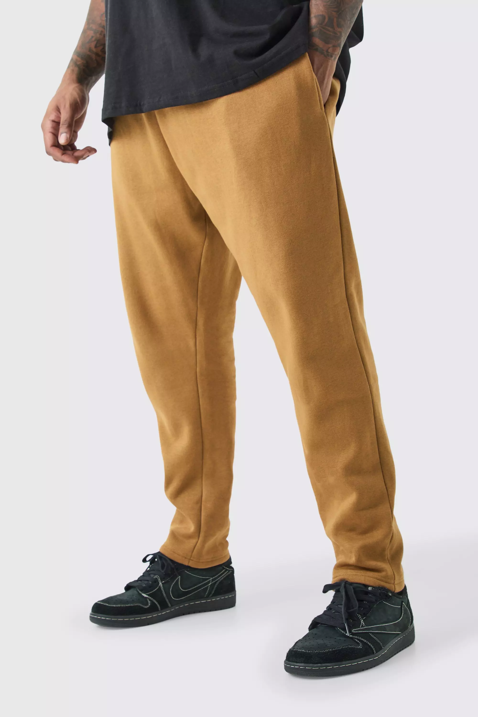 Plus Tapered Basic Jogger tobacco