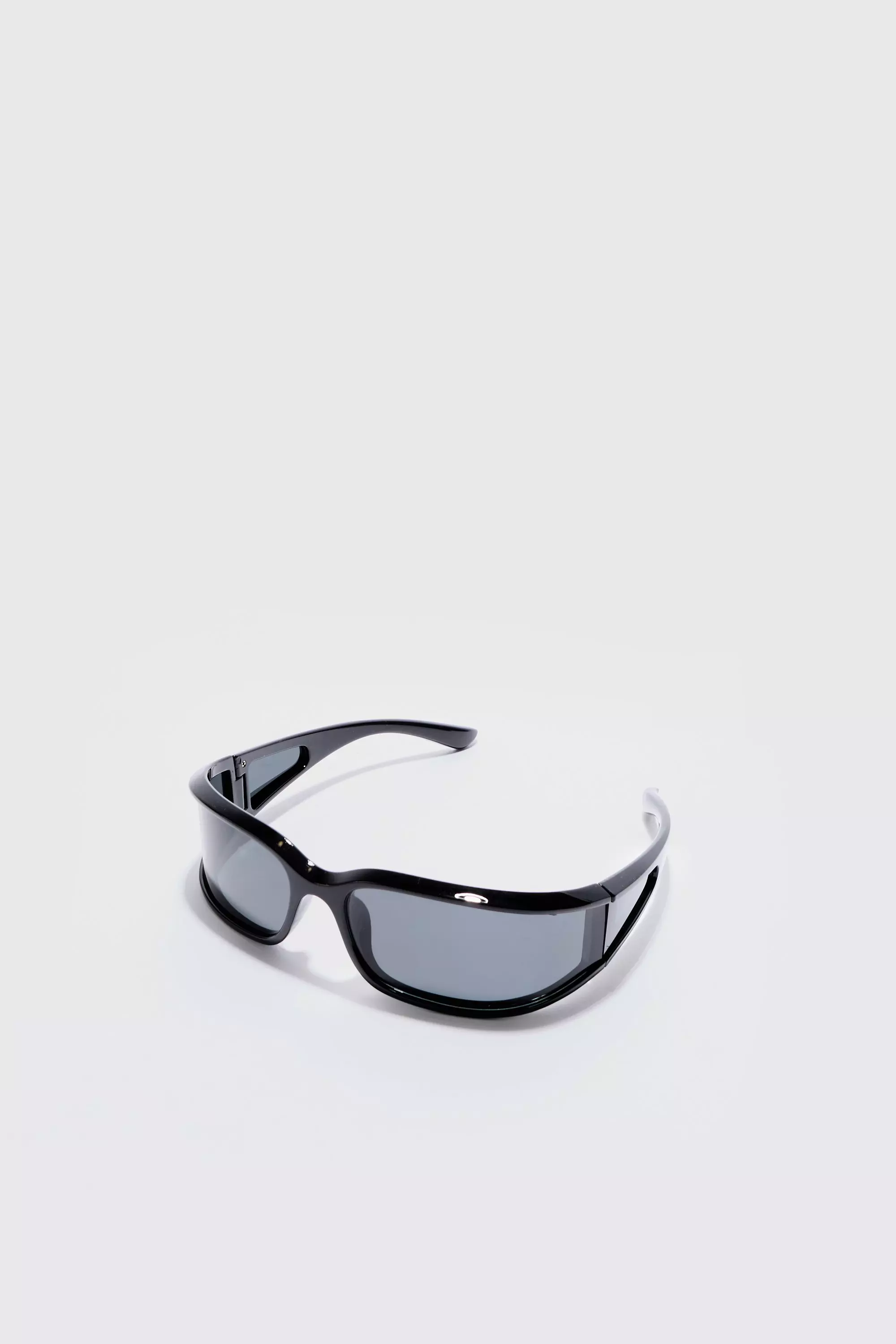 Wrap Around Rectangle Sunglasses In Black Black