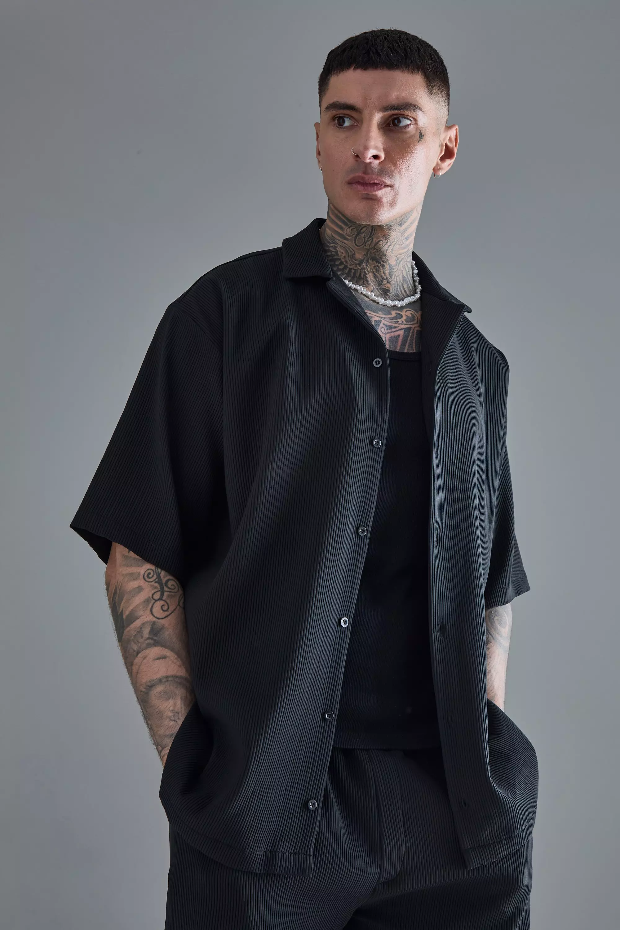 Tall Short Sleeve Revere Oversized Pleated Shirt Black