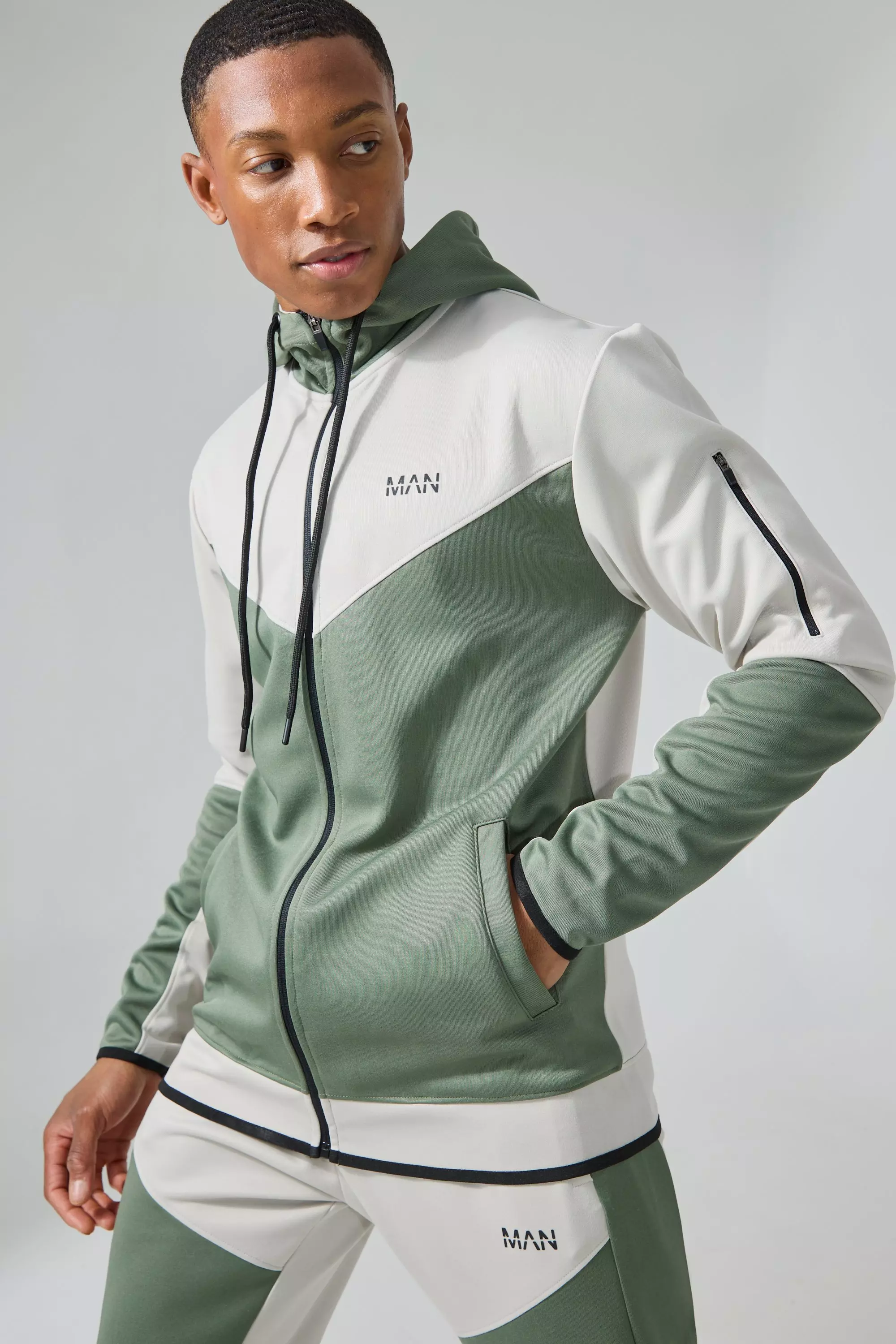 Stone colour tracksuit outlet