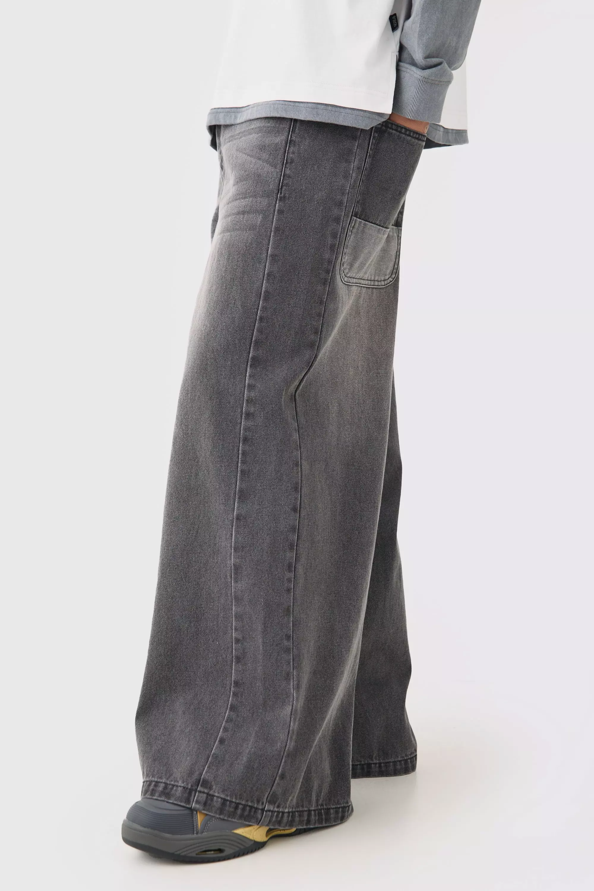 Grey Extreme Wide Fit Jeans In Washed Black