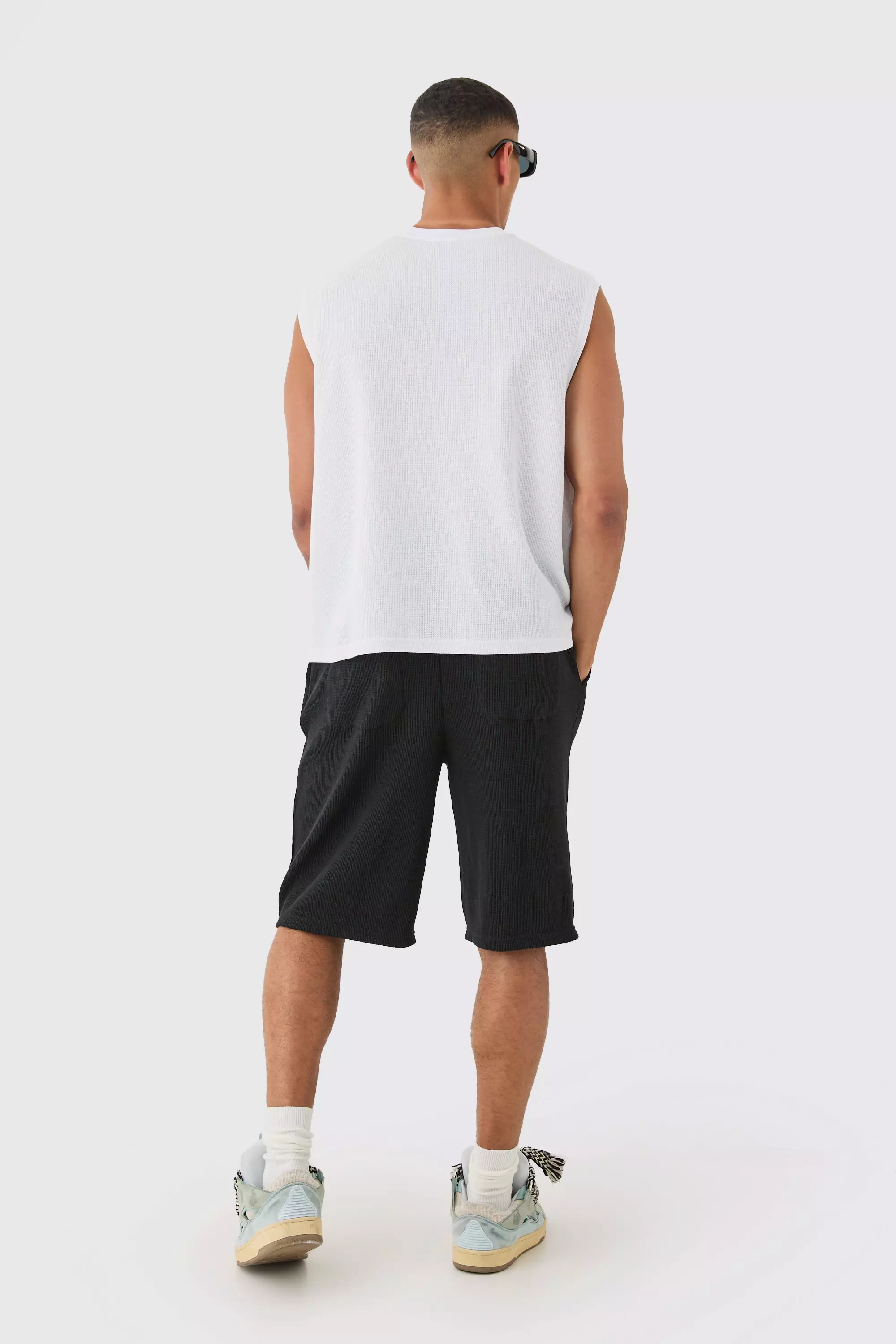 Oversize Shorts in Waffeloptik, Black alternatives Bild