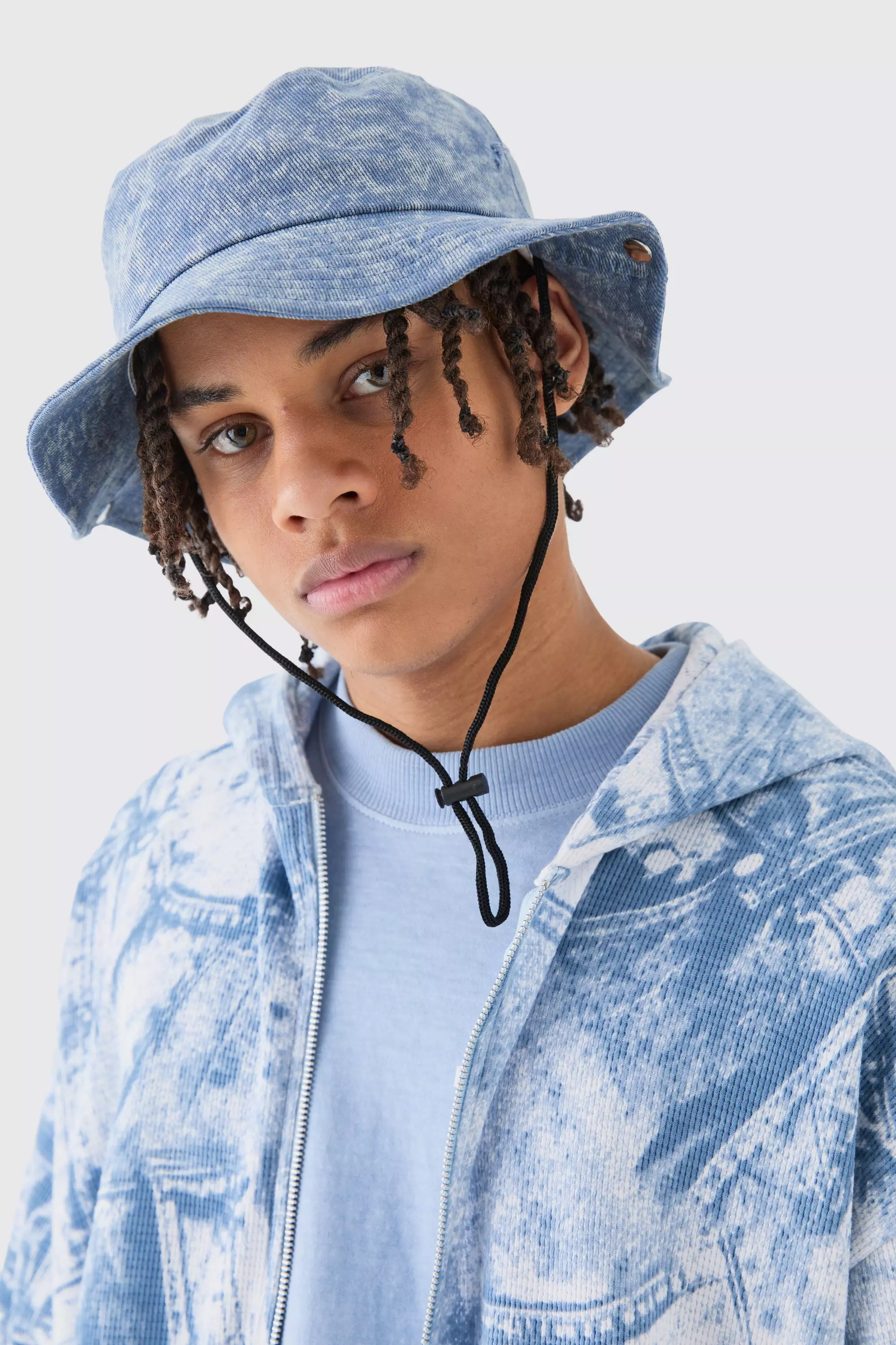 Denim Bucket Hat In Blue Blue