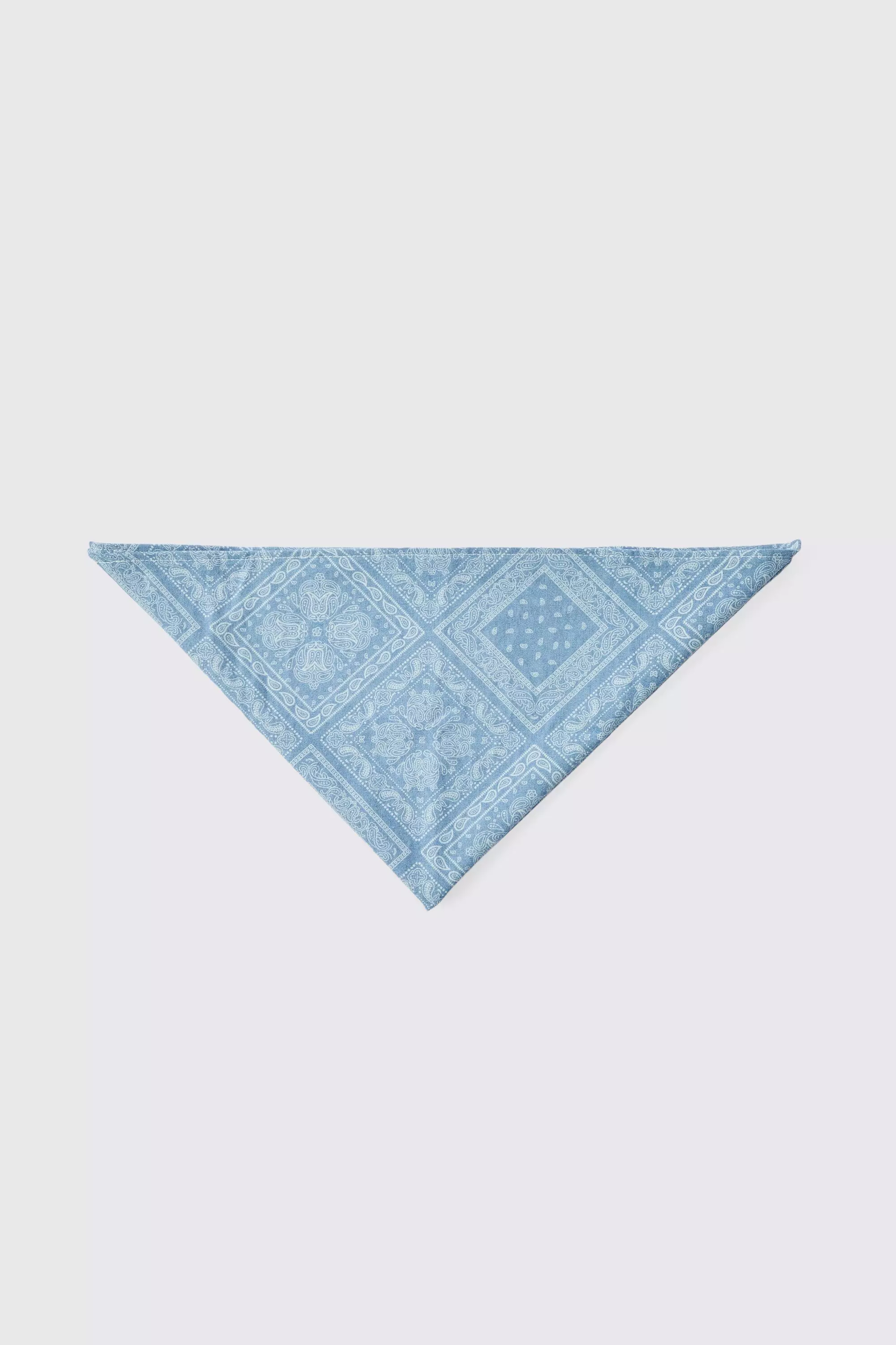 Blue Denim Paisley Bandana Print In Blauw alternatieve afbeelding