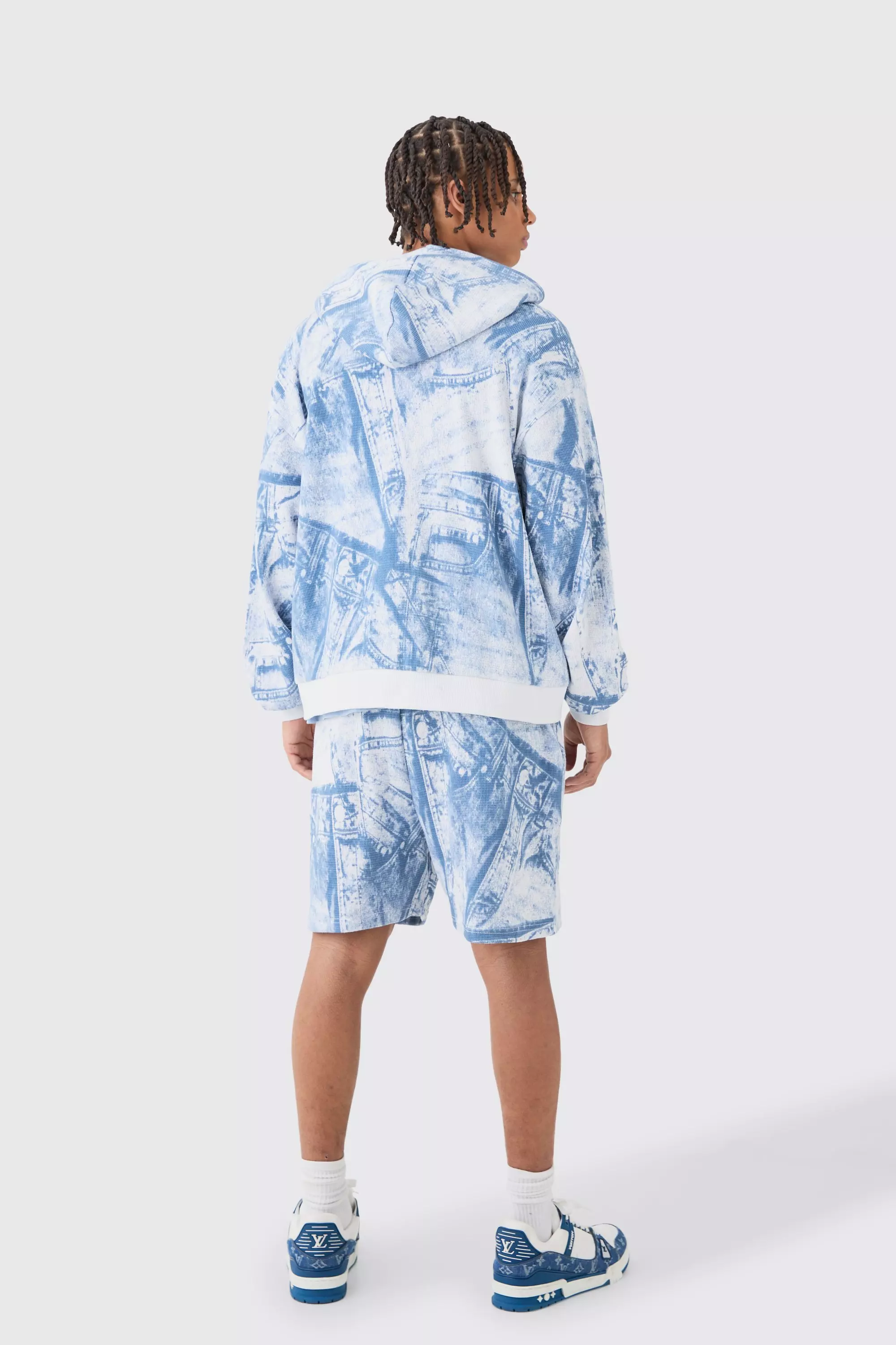 Blue Oversized Oorknopjes Met Blad Detail alternatieve afbeelding