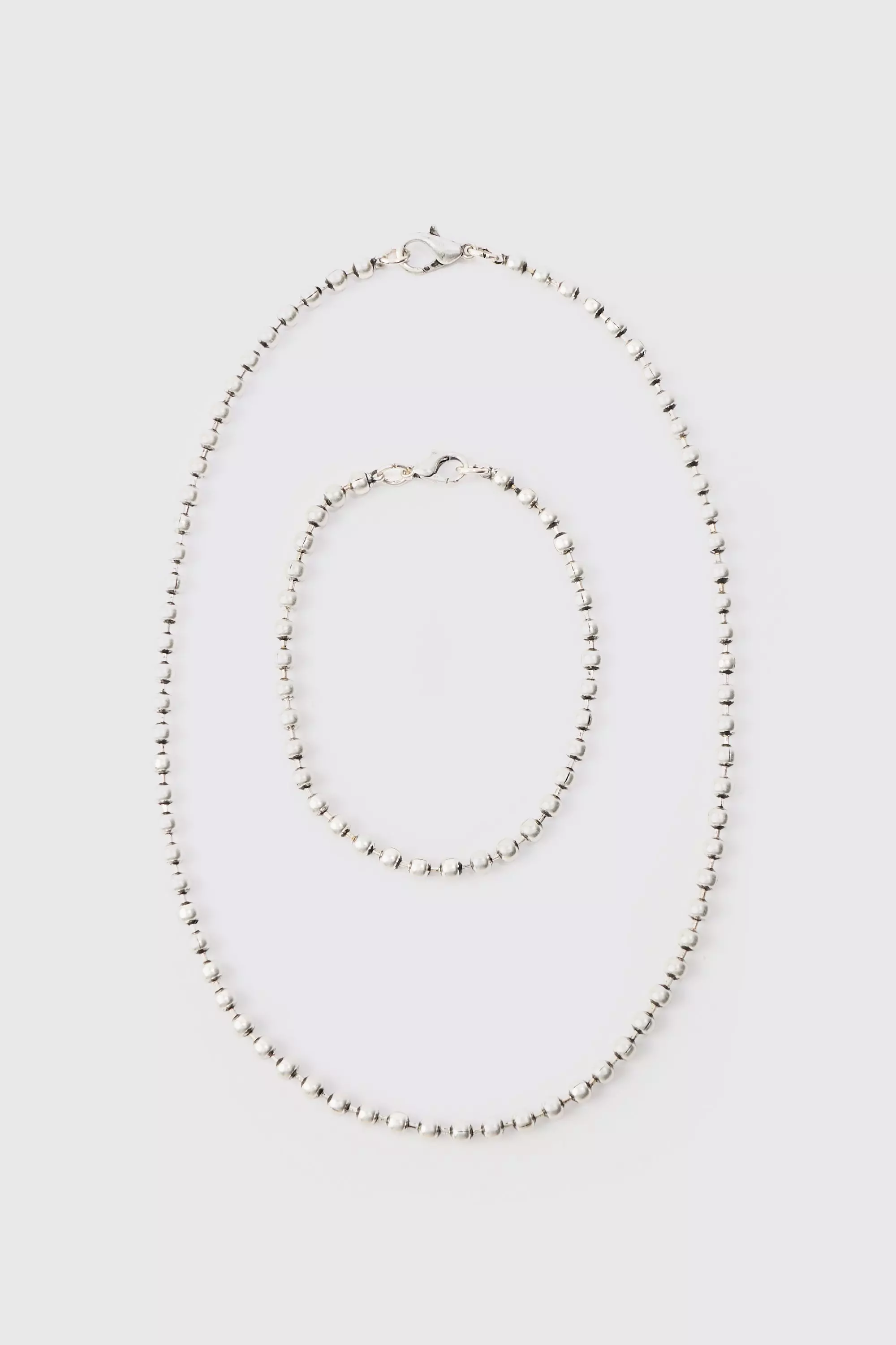 Silver Metal Bead Multilayer Necklace In Silver