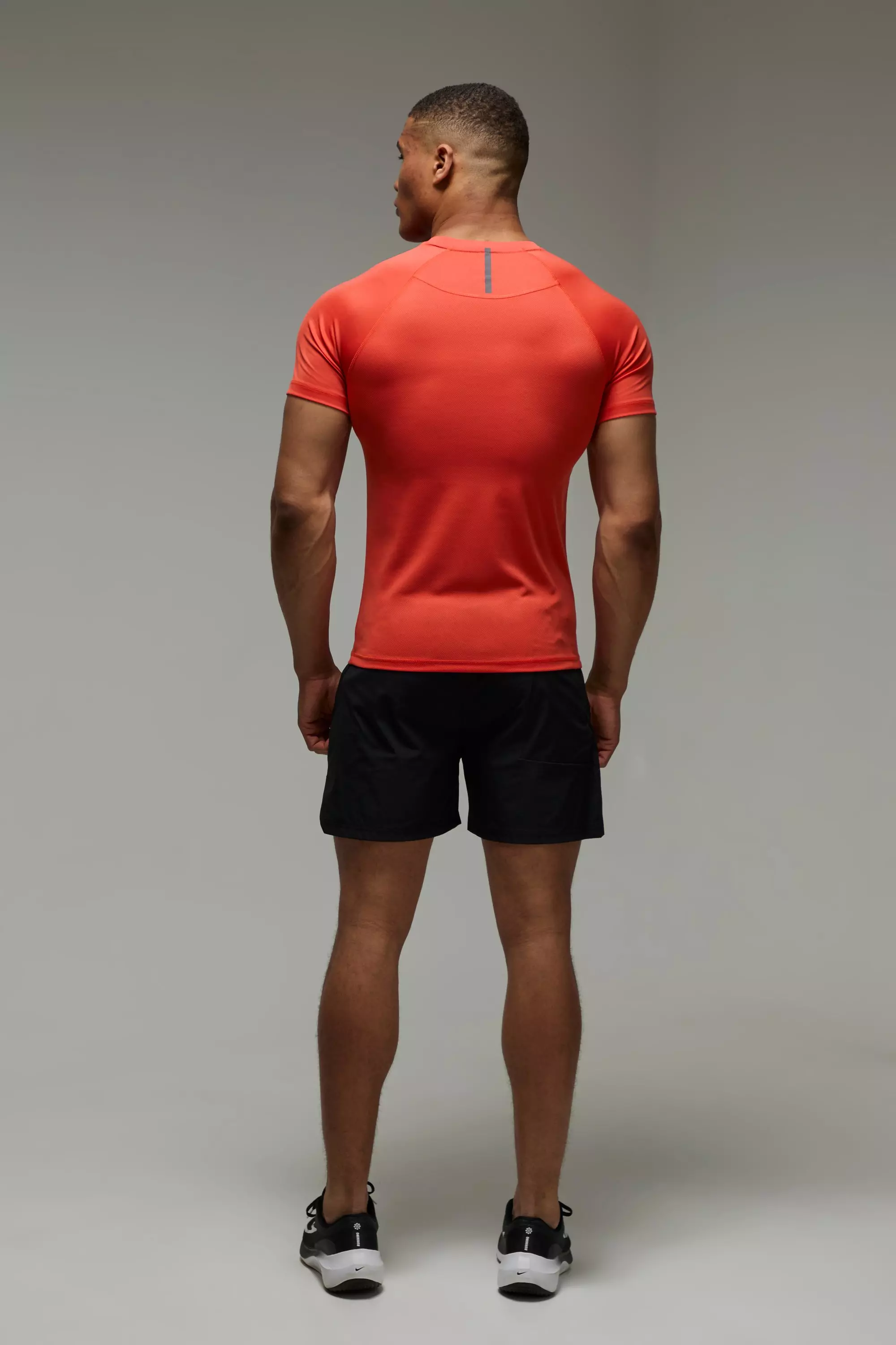Short fluo à slogan - MAN Active, Black autre image