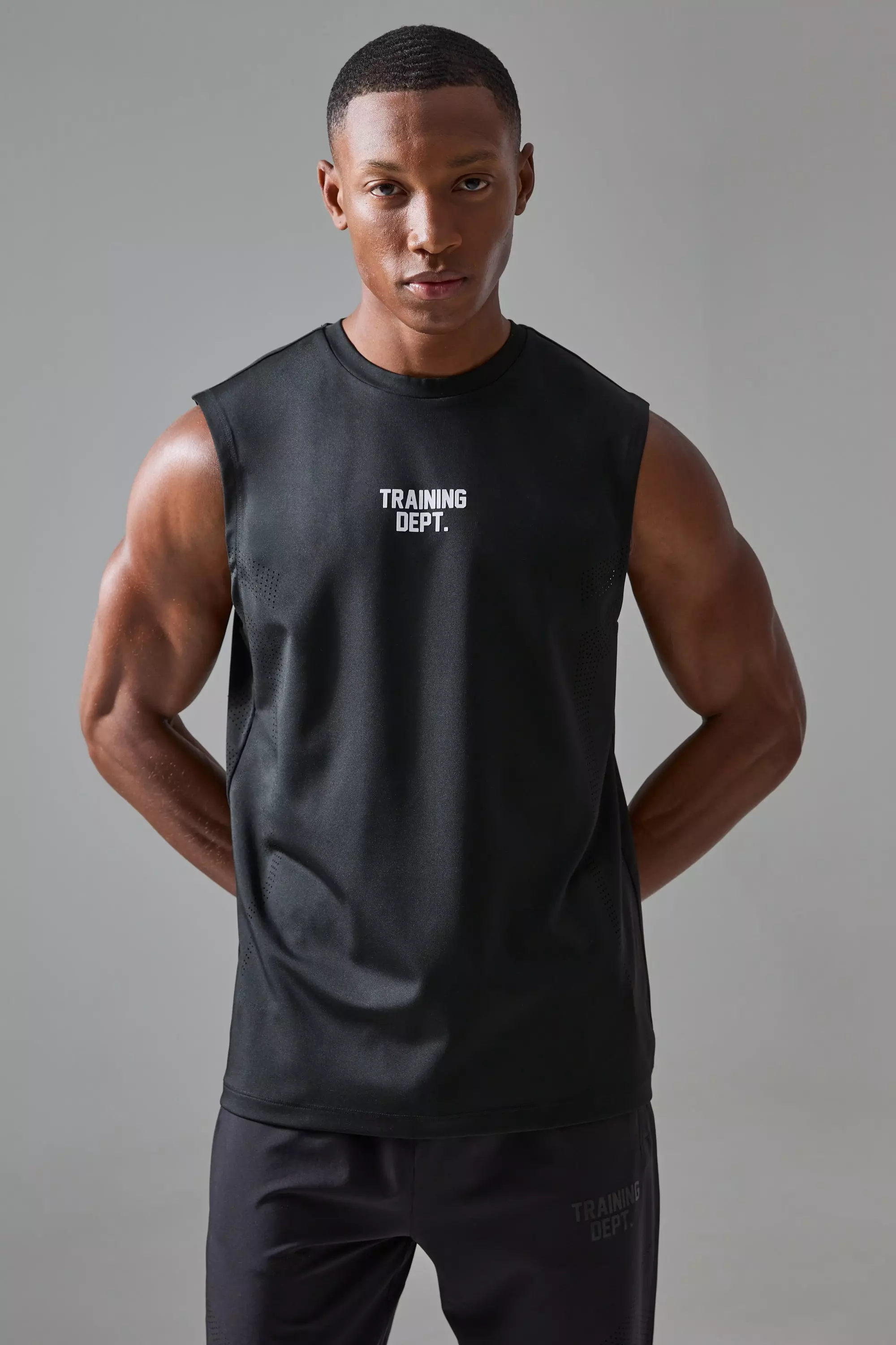 Active Training Dept Perforated Performance Tank Black
